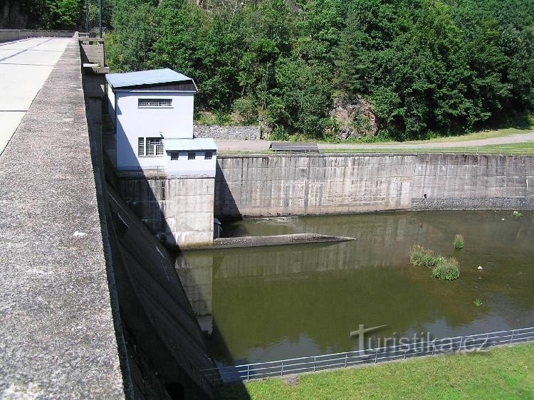 Křižanovice dam