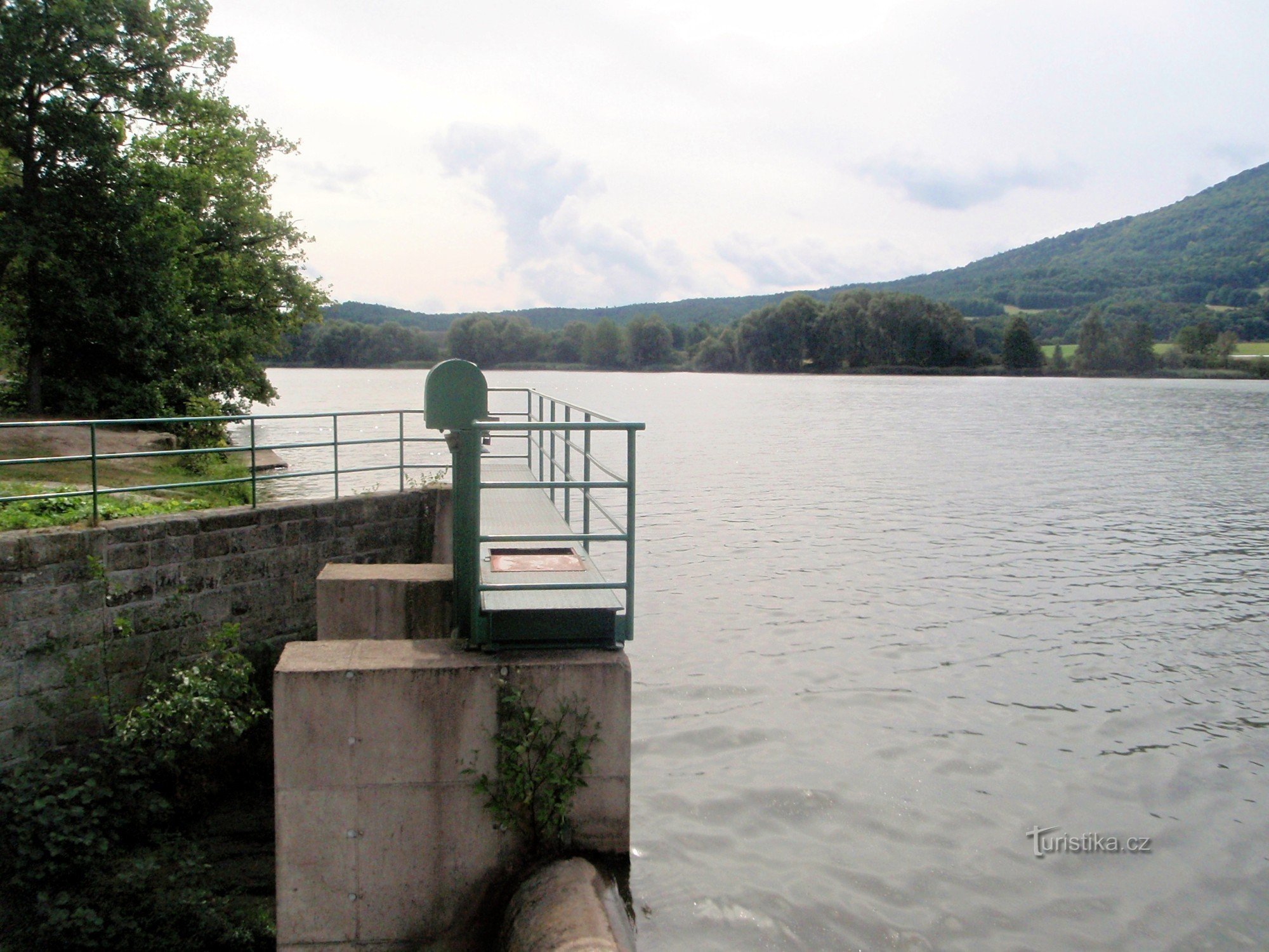 Barrage d'étang