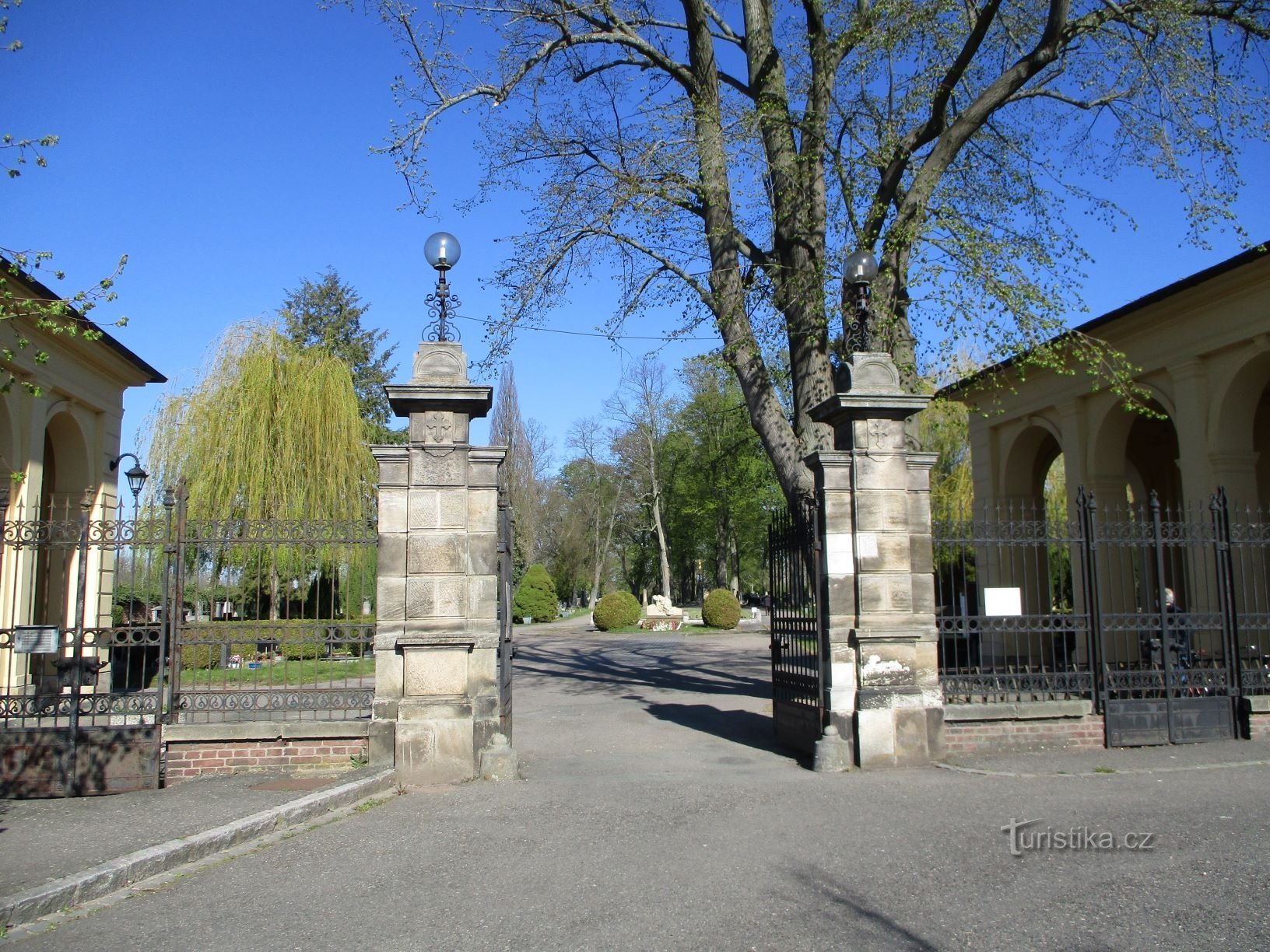 Cementerio (Jaroměř, 22.4.2020/XNUMX/XNUMX)