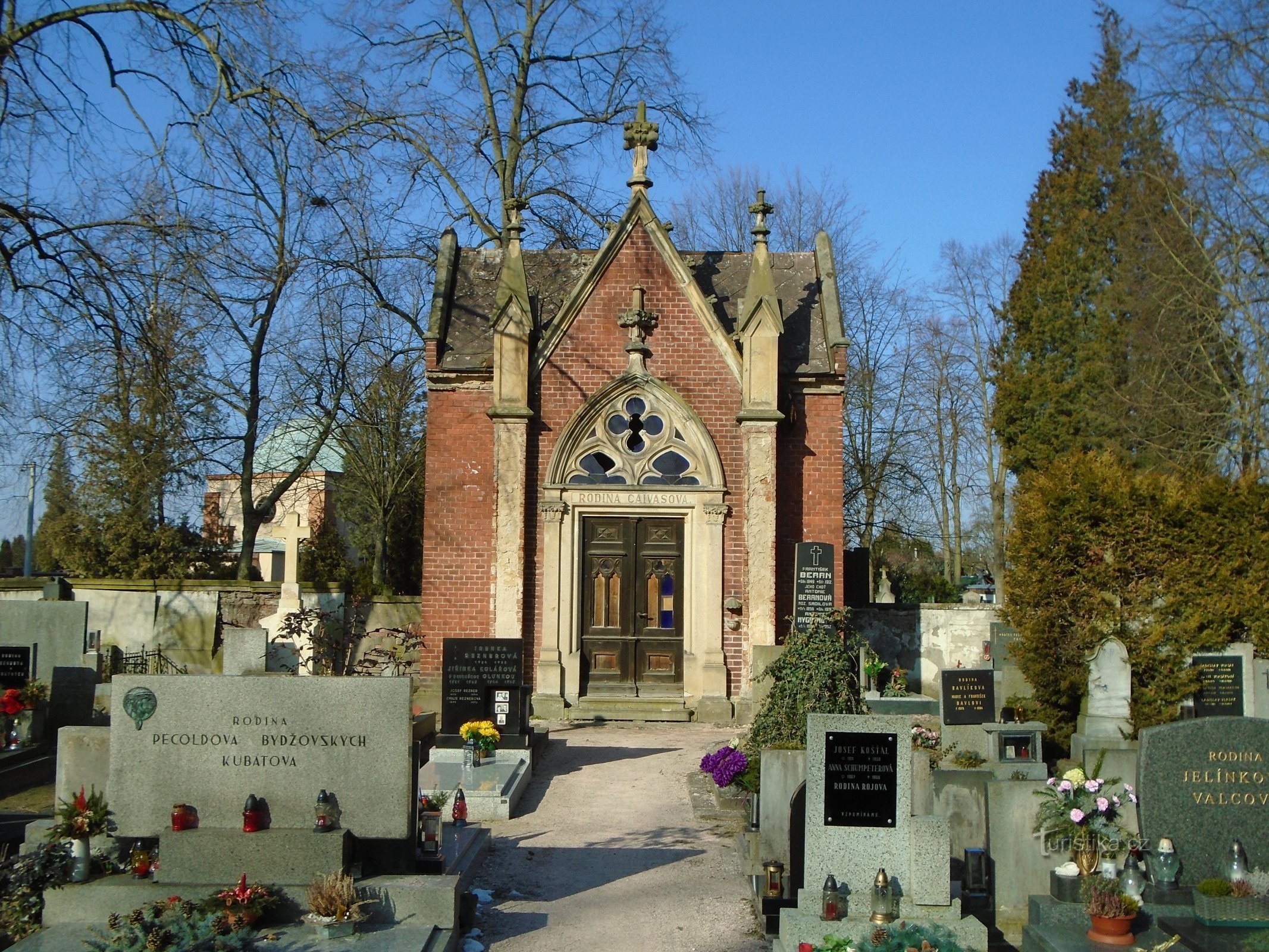 Cimitero di Pouchov (Hradec Králové, 22.2.2018 febbraio XNUMX)