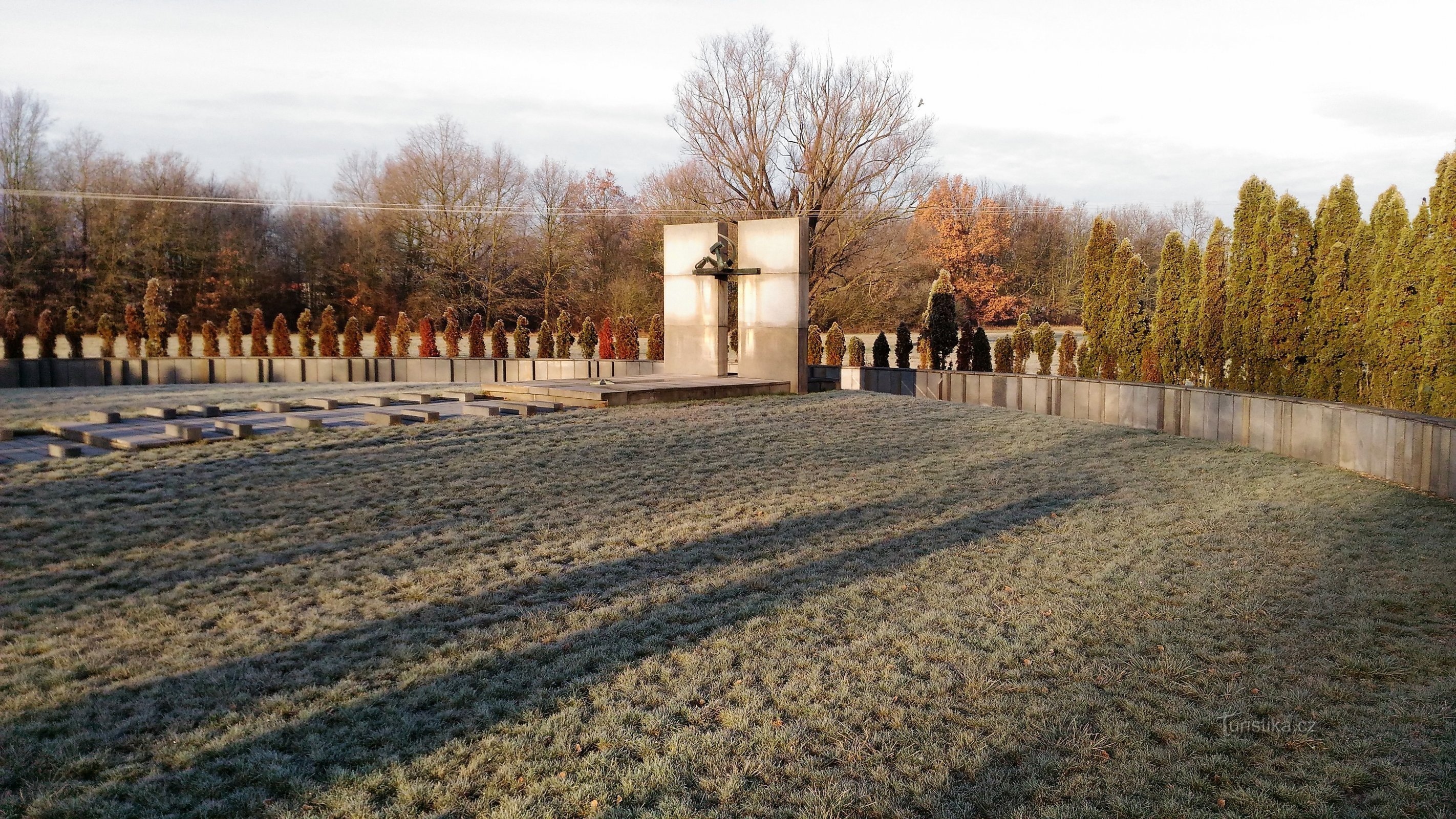 Pokopališče sovjetskih vojakov v Terezínu.
