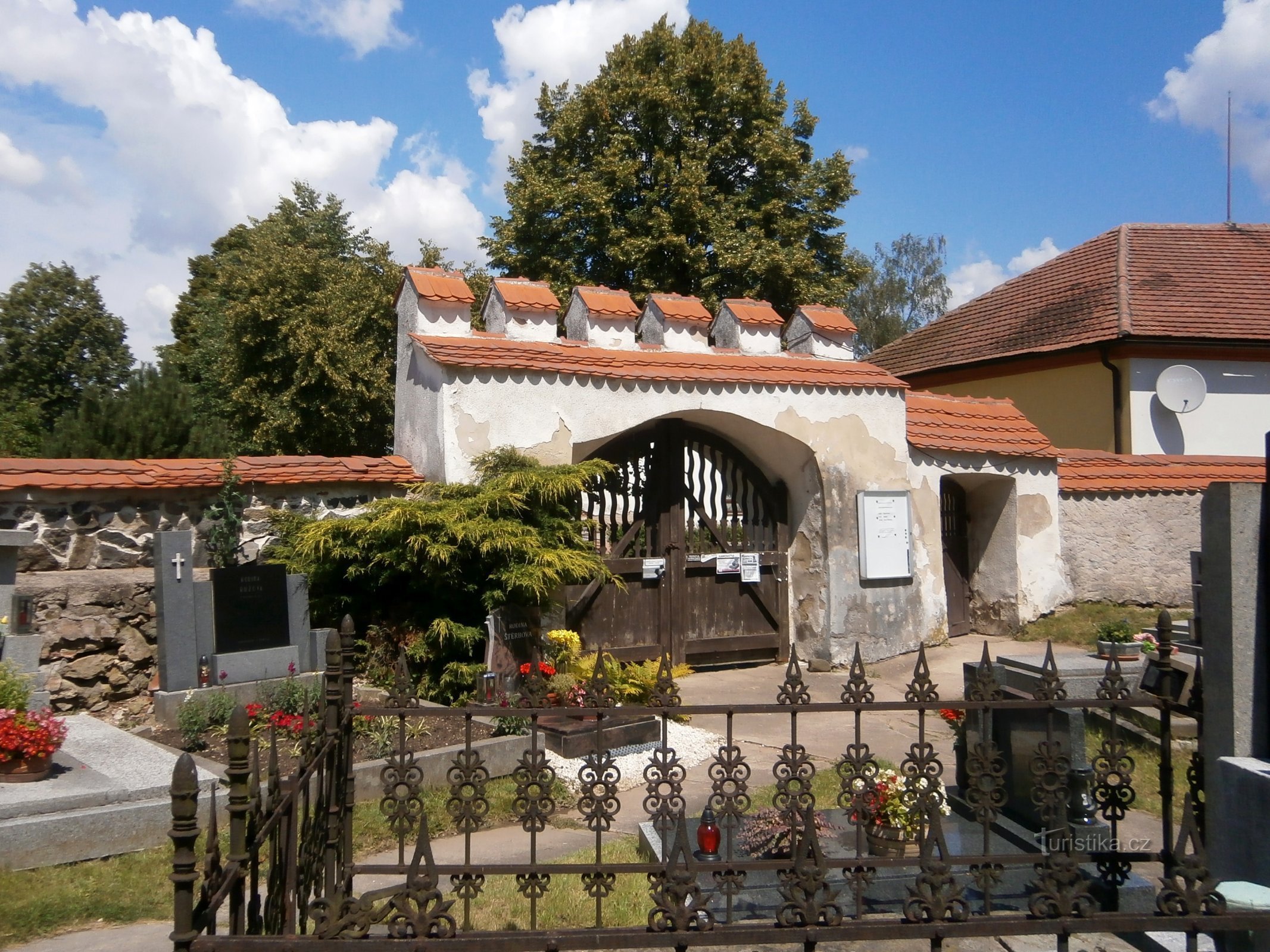 Cimetière (Staré Ždánice, 16.7.2017)