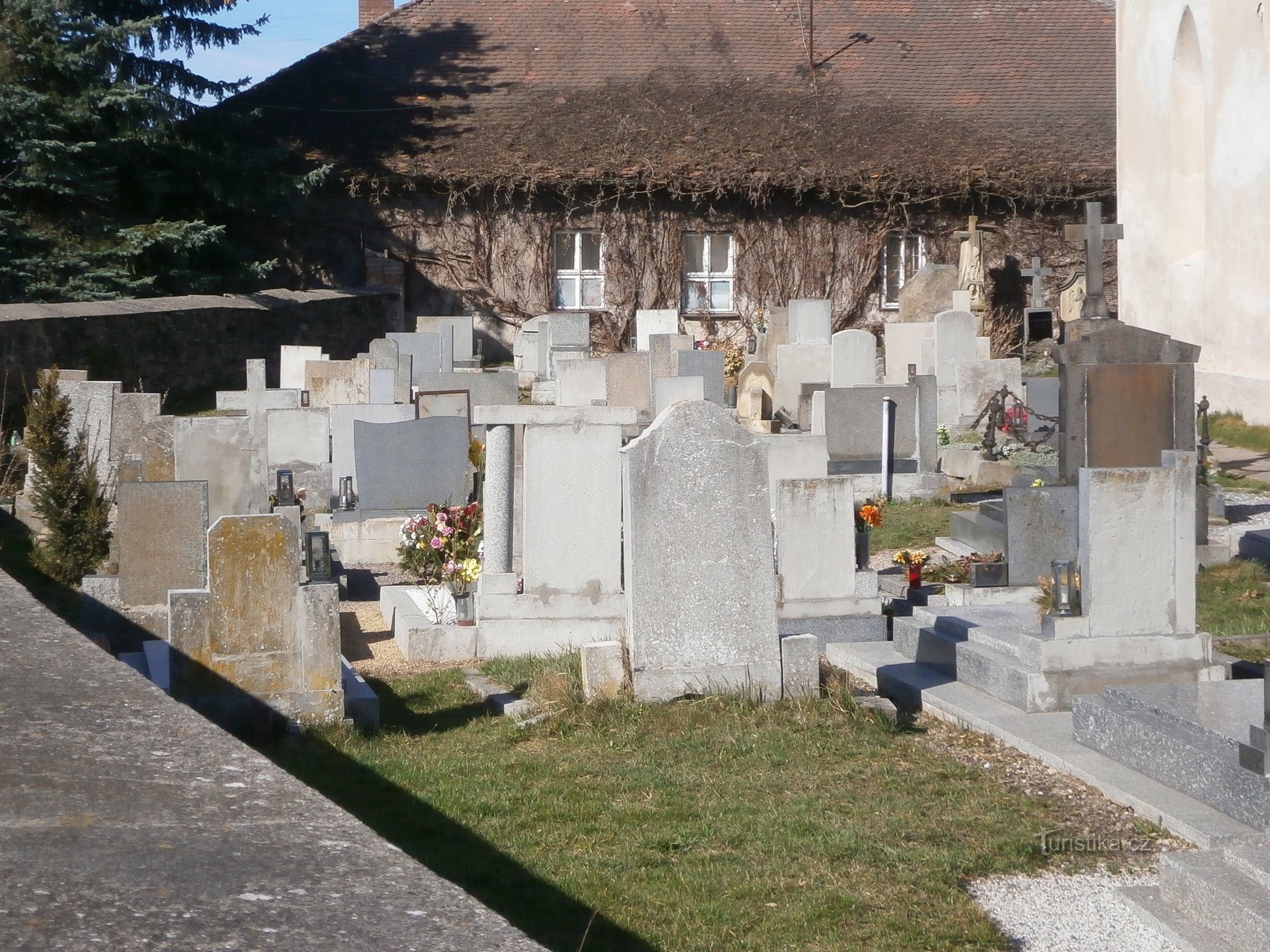 Cimitir (Staré Ždánice, 26.3.2017)