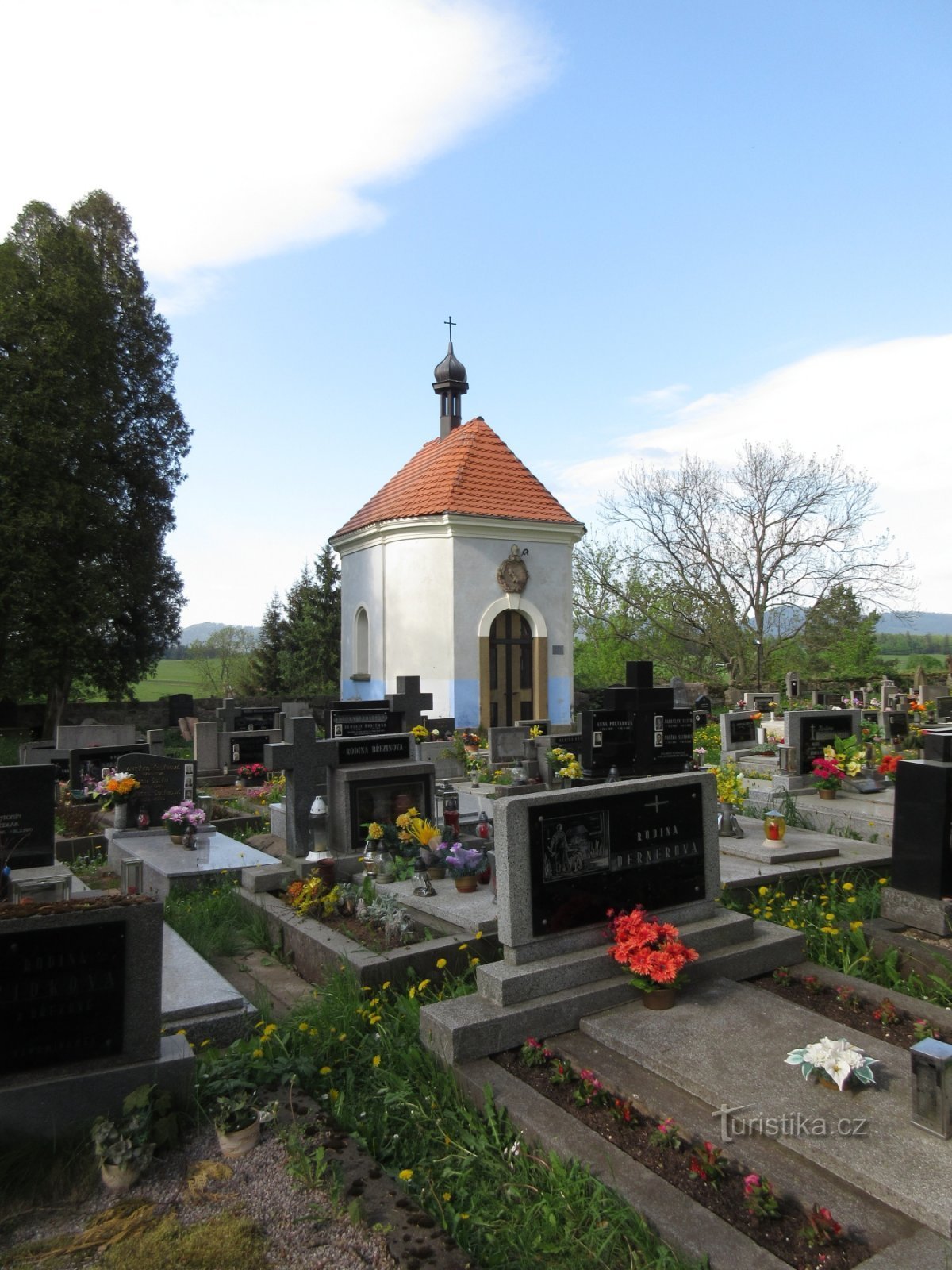 capilla del cementerio