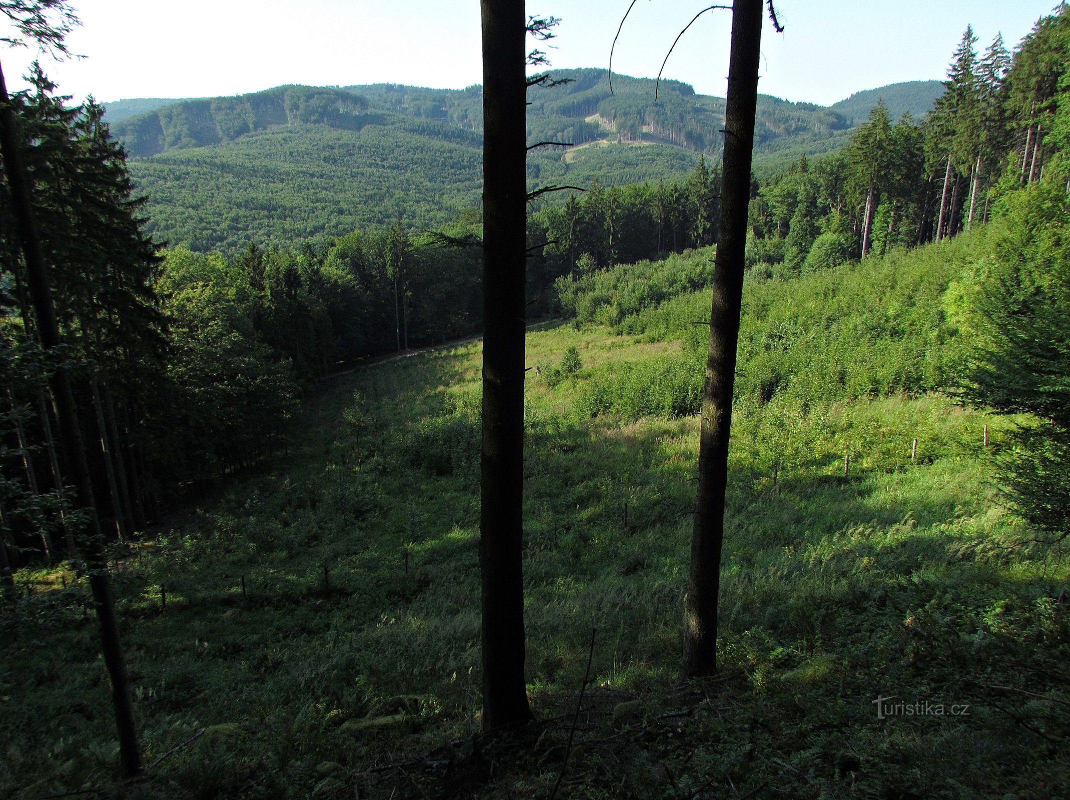 Tanečnice ridge below Lukov castle