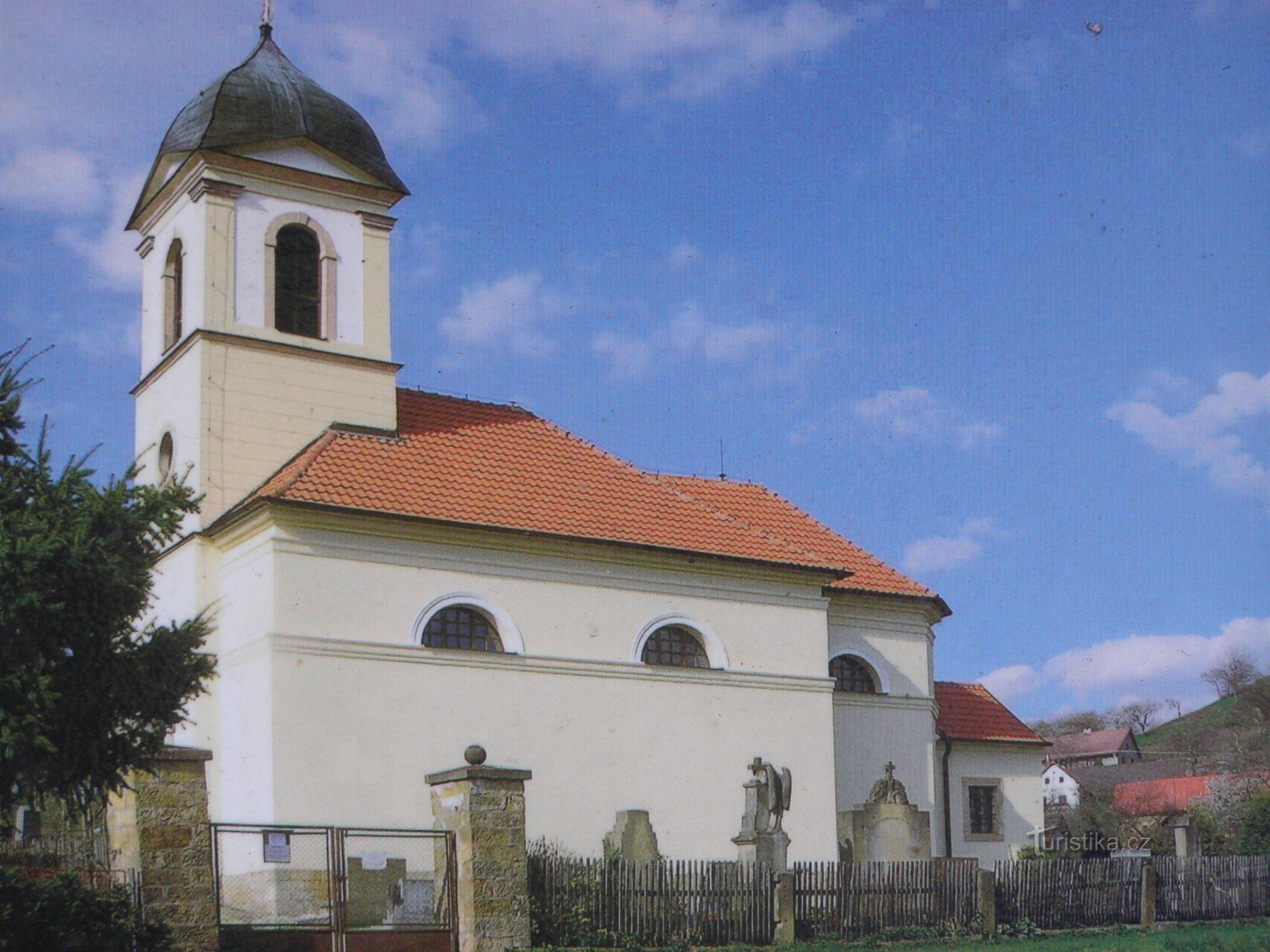 Hřídelec - kostel sv. Jiří
