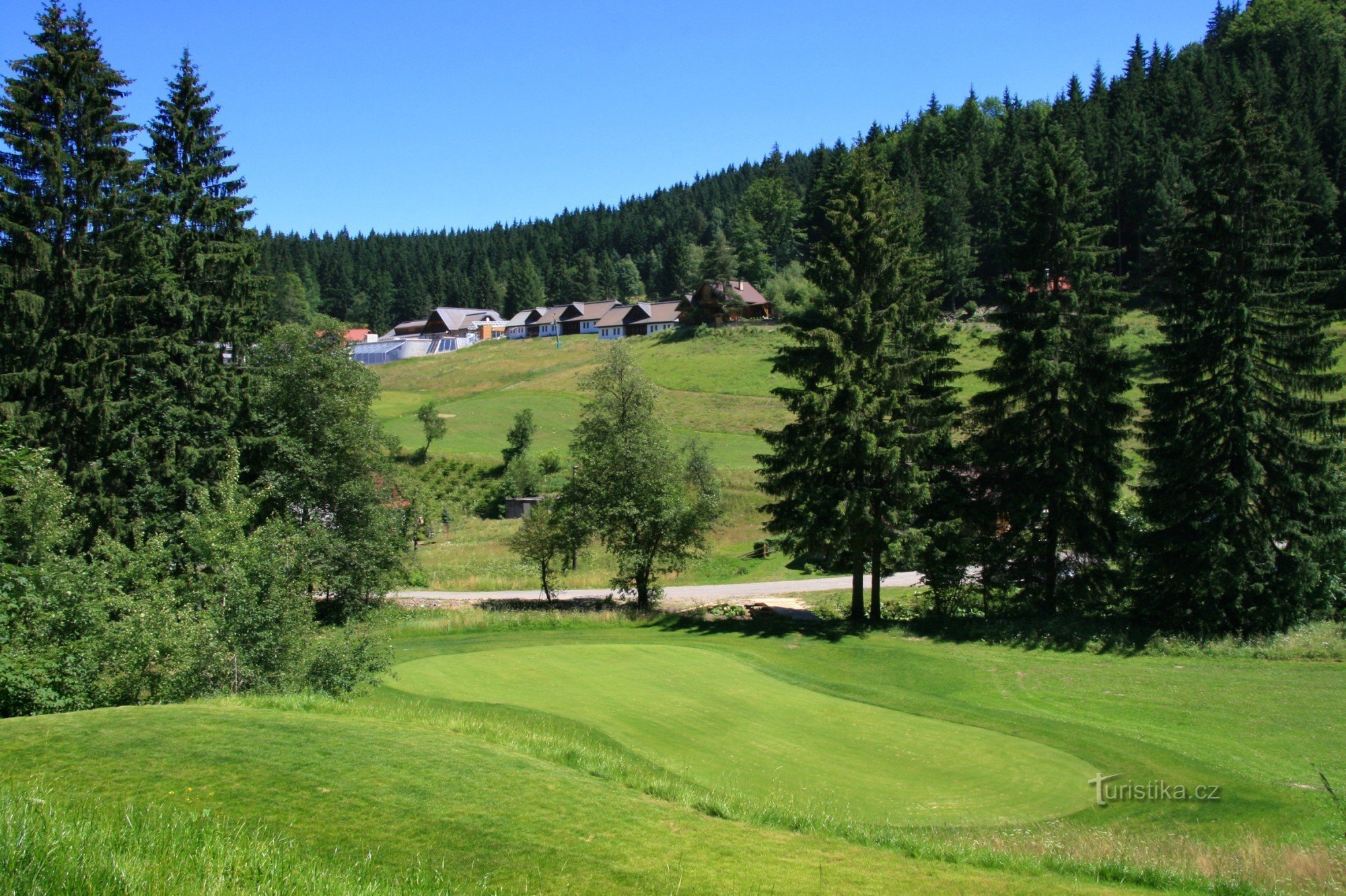 поле для гольфу - Velké Karlovice