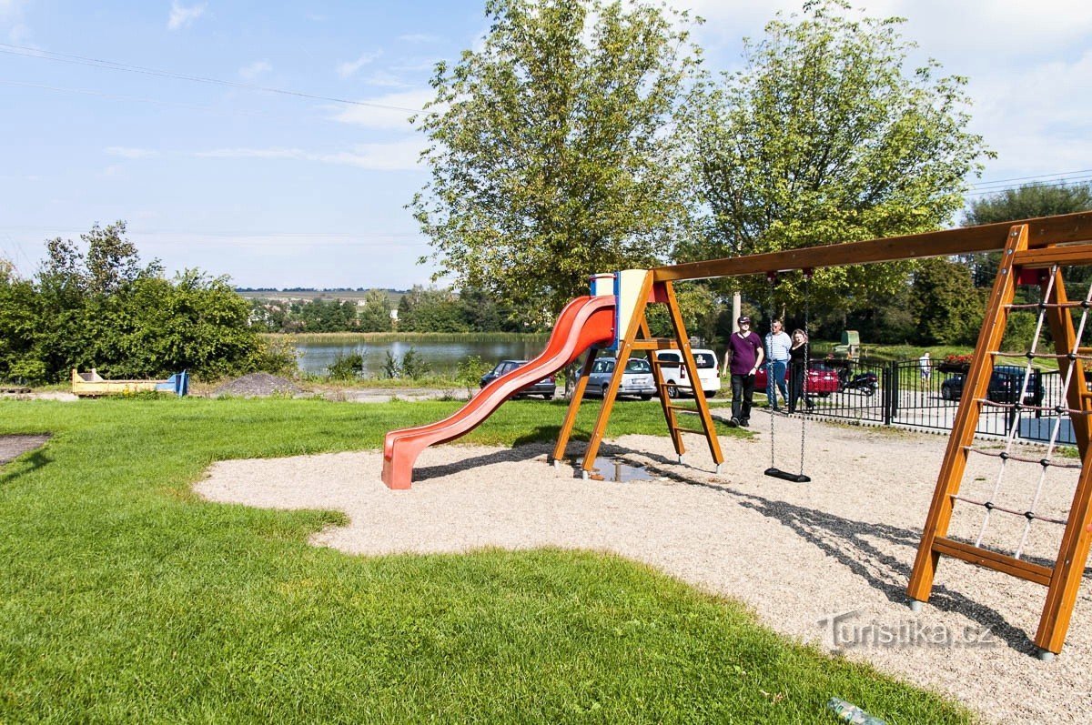 Spielplatz in der Nähe der Kneipe