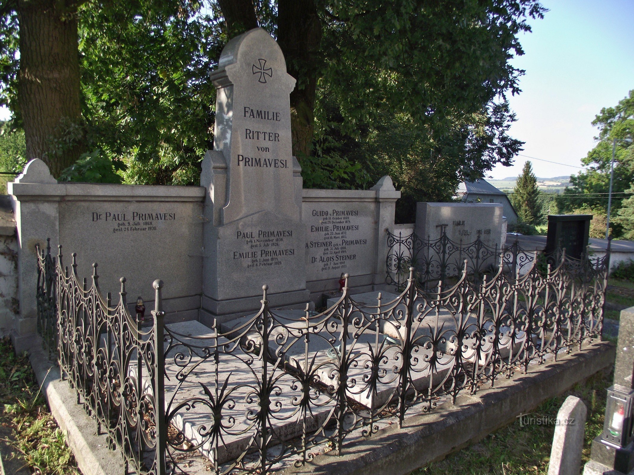 mormântul lui Primavesi în Svetlá Hora