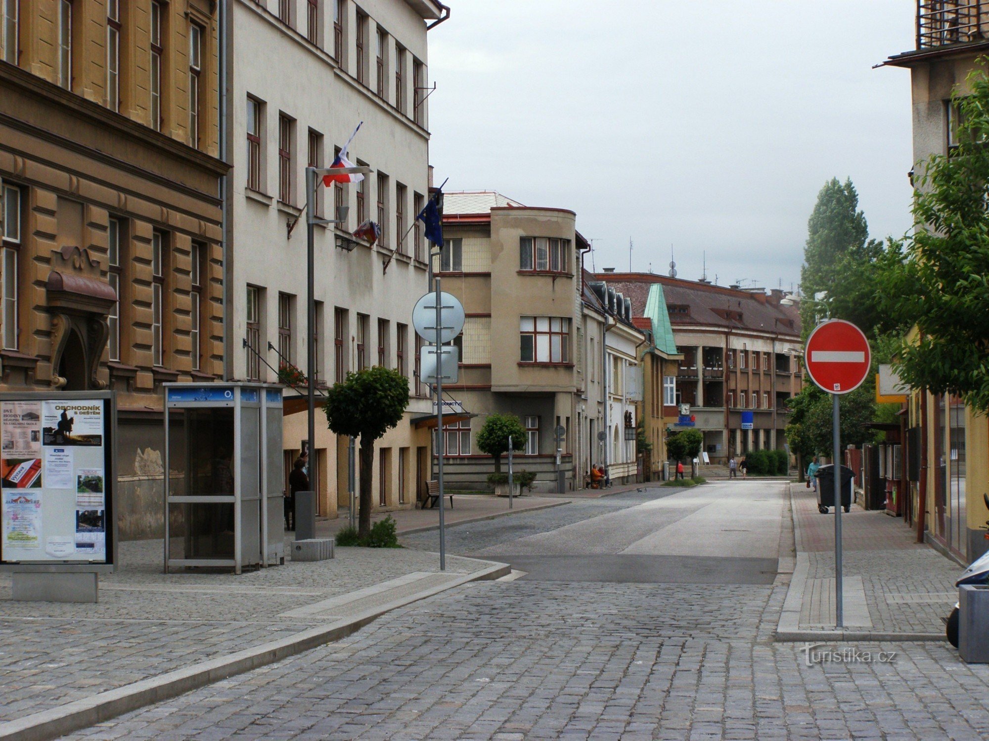 Hronov - stazione degli autobus