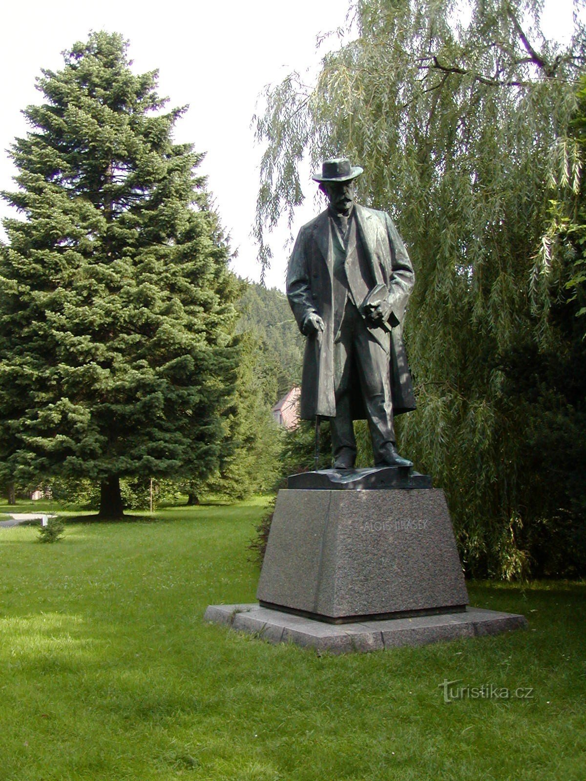 Hronov - công viên, Jiráskovy Sady