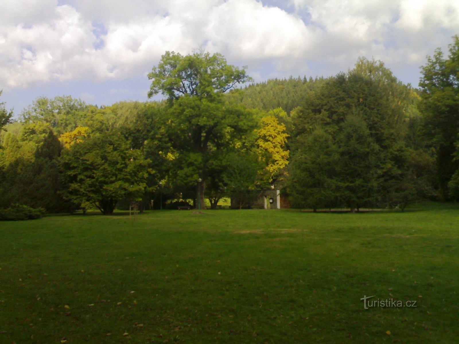 Hronov - park, Jiráskovy sady