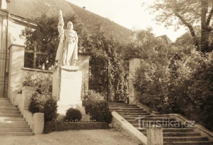 Hronov - statue of St. Wenceslas