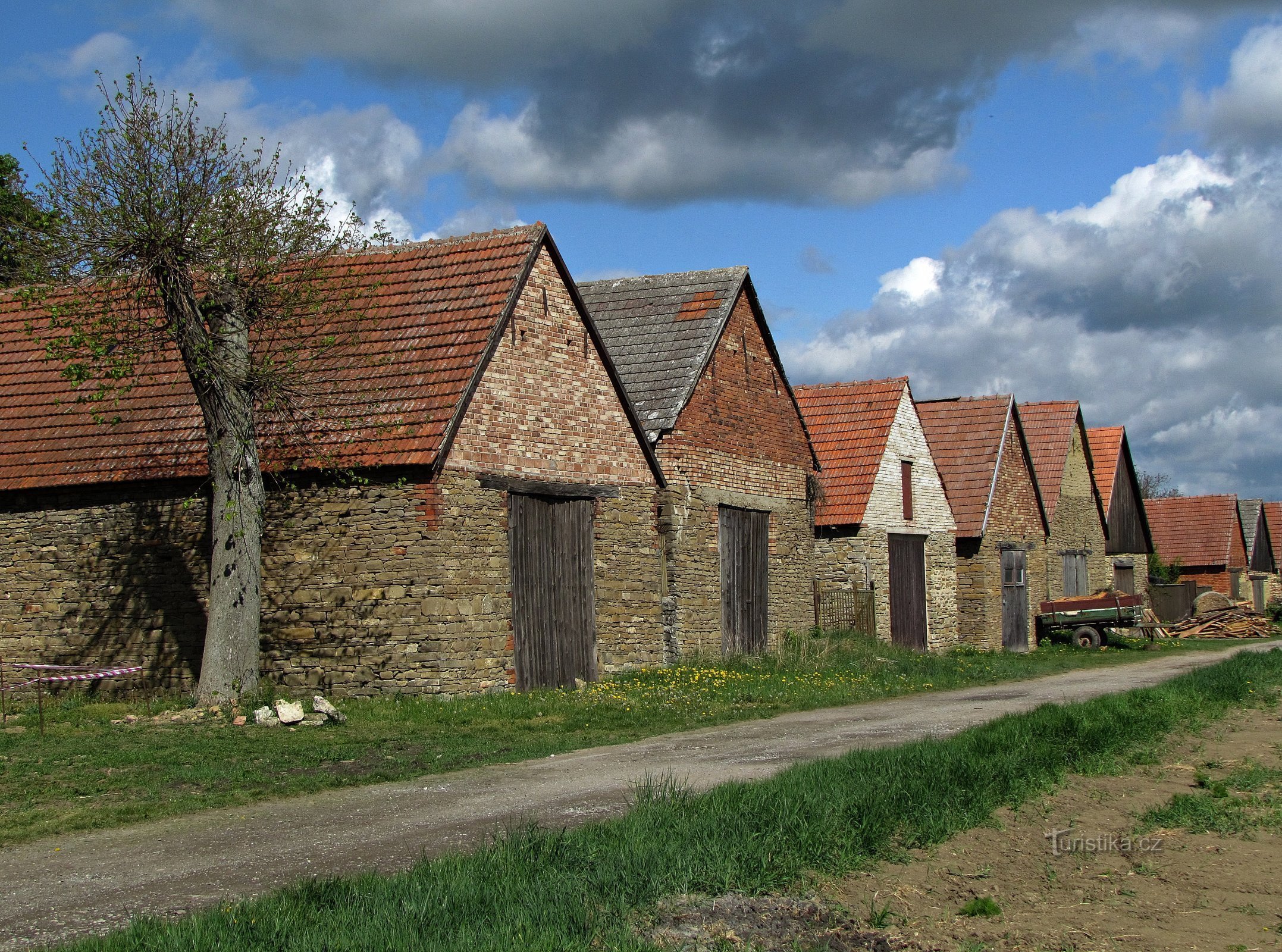 Hrubá Vrbka - rows of protected barns