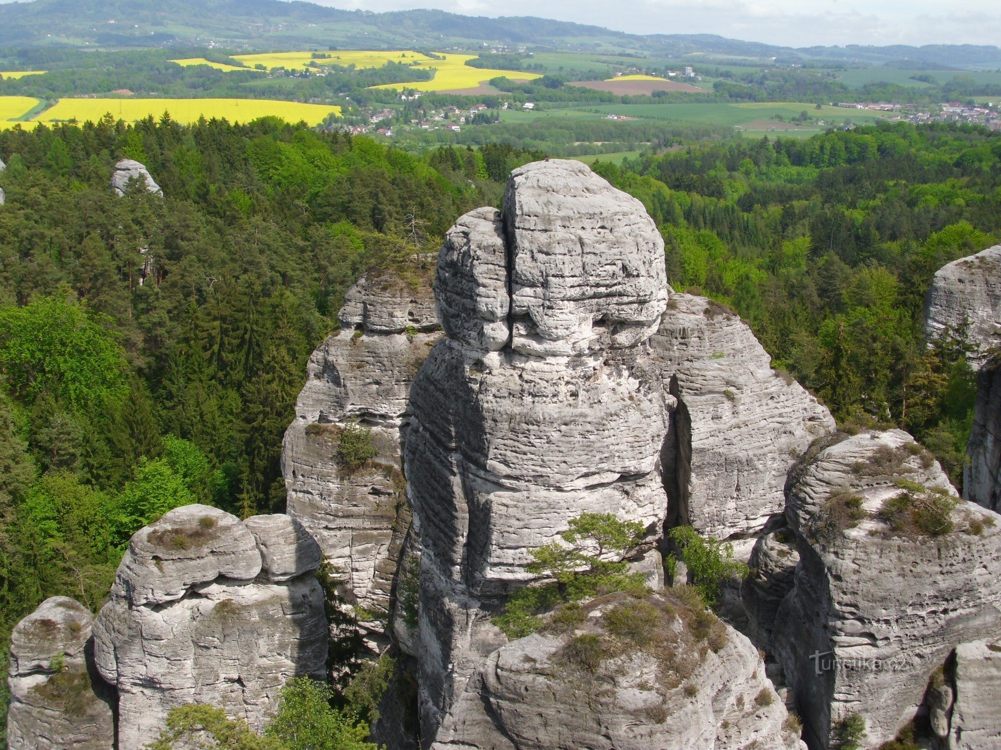 Ciudad rocosa de Hruboskalsk