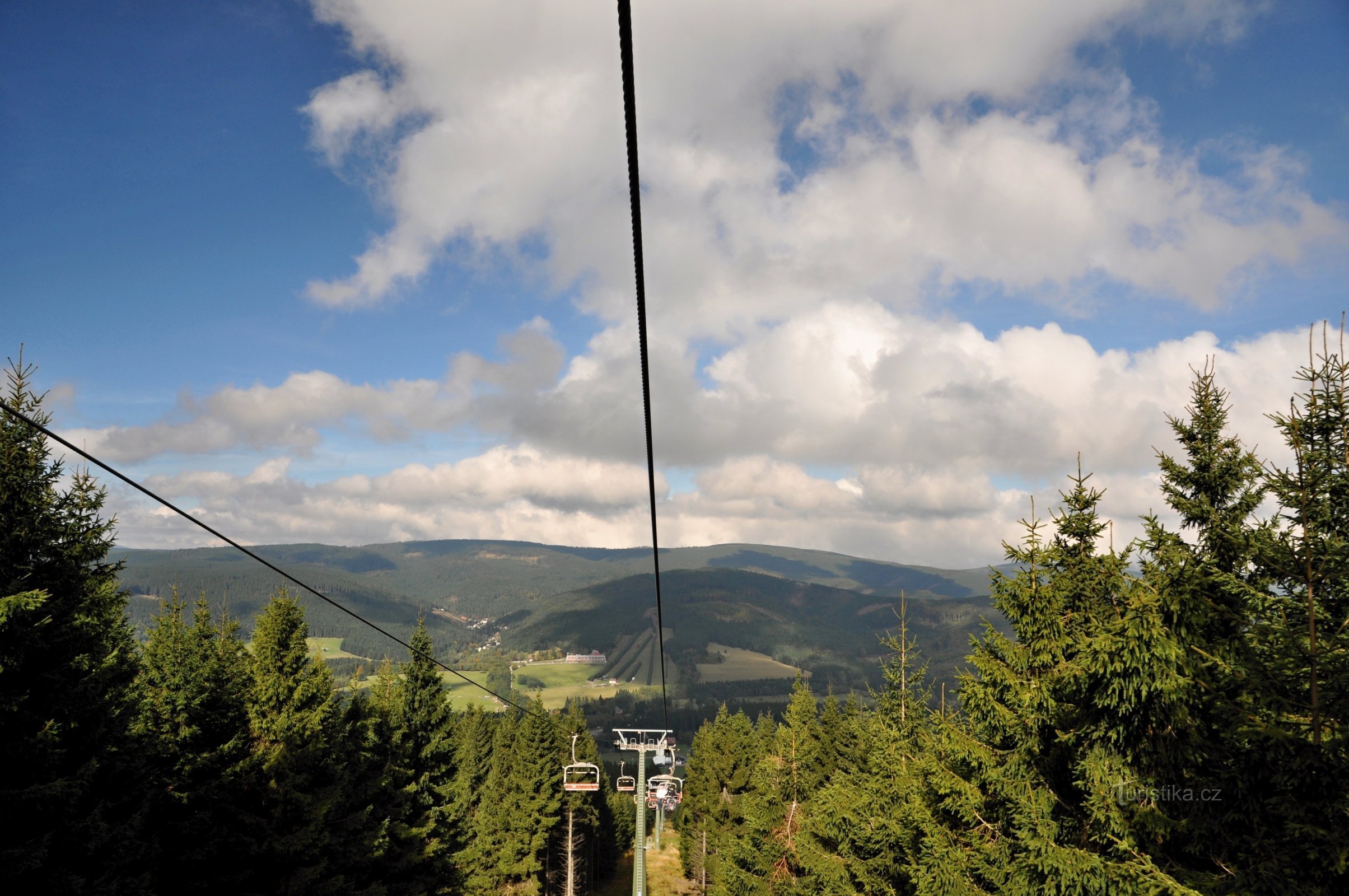 Hrubý Jeseník: Teleférico Ramzová - Šerák