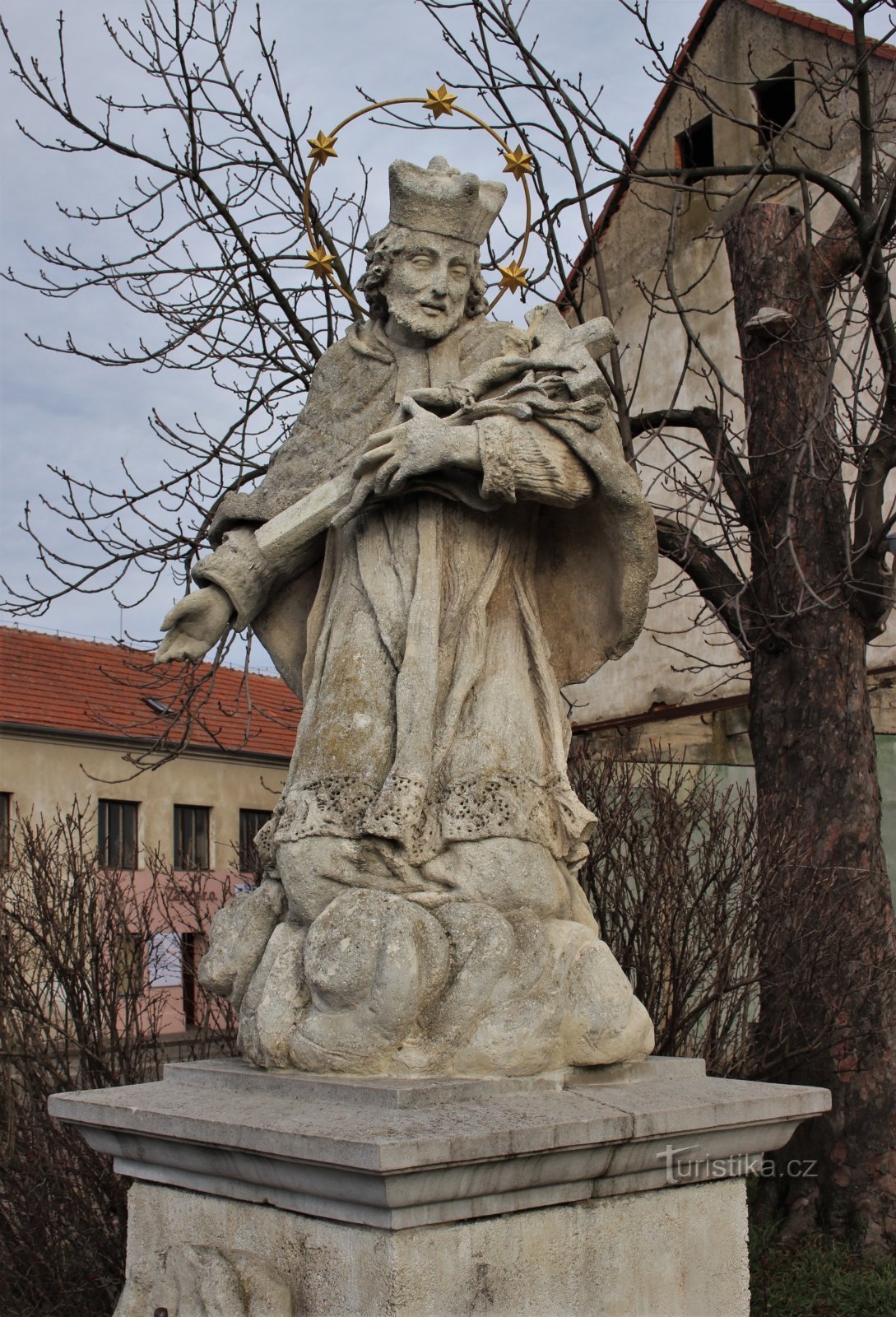 Hrušovany nad Jevišovkou - socha sv. Jana Nepomuckého u mlýna