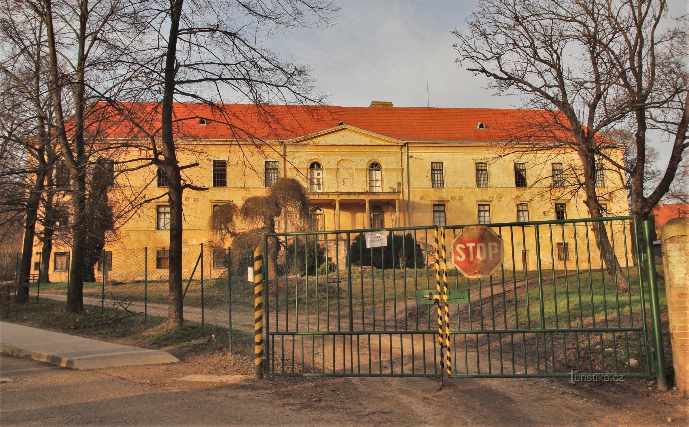 Hrušovany nad Jevišovkou - kasteel