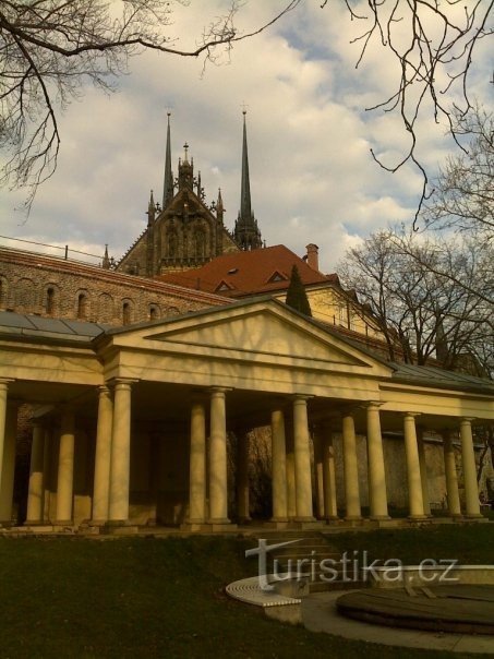 Glazbeni paviljon i Petrov