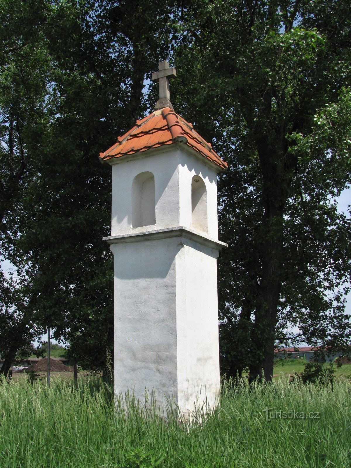 Hun kwelling van God op de grens van Nákla en Příkaz