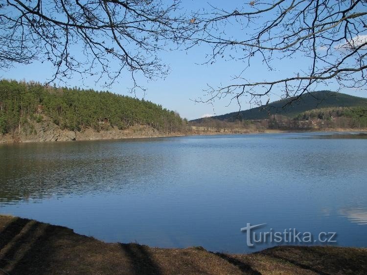 Barragem de Husinecka: Barragem de Husinecka