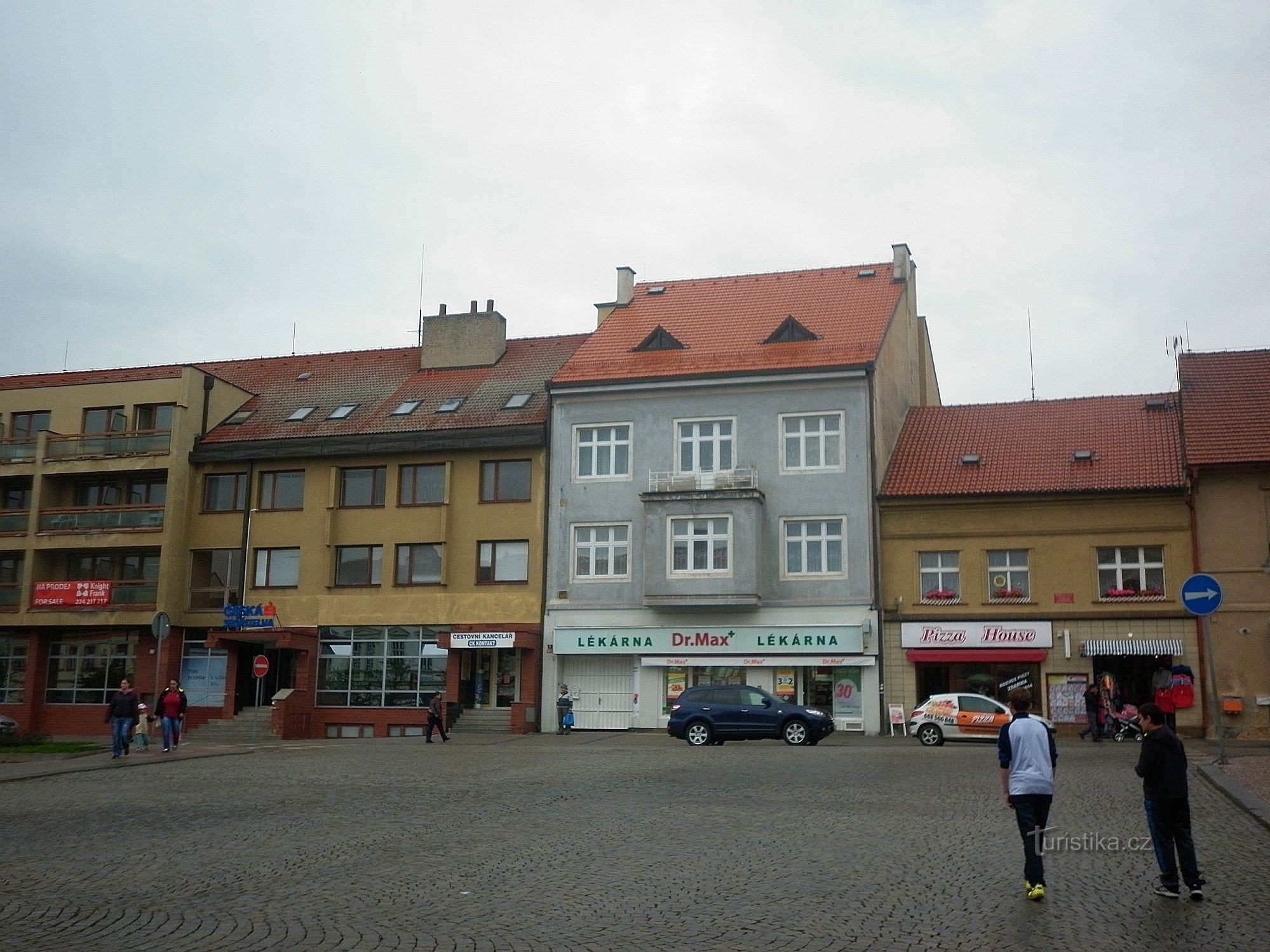 Hus Square