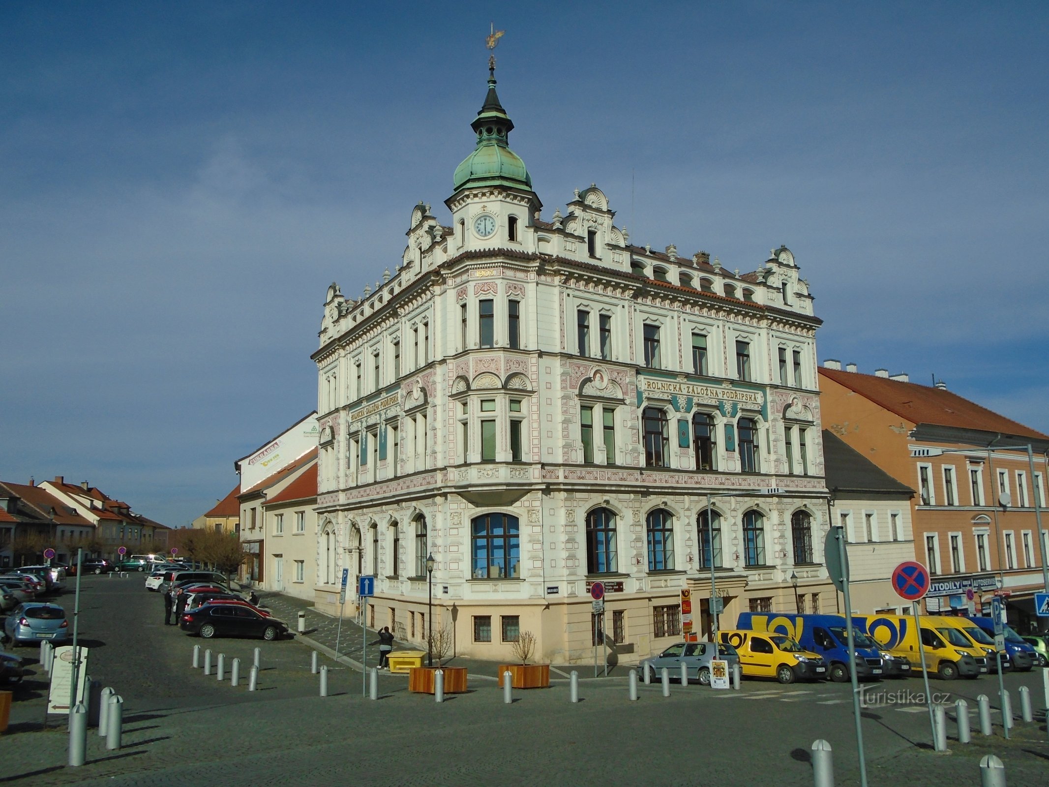 Husovo náměstí čp. 69 (Roudnice nad Labem, 6.3.2019)