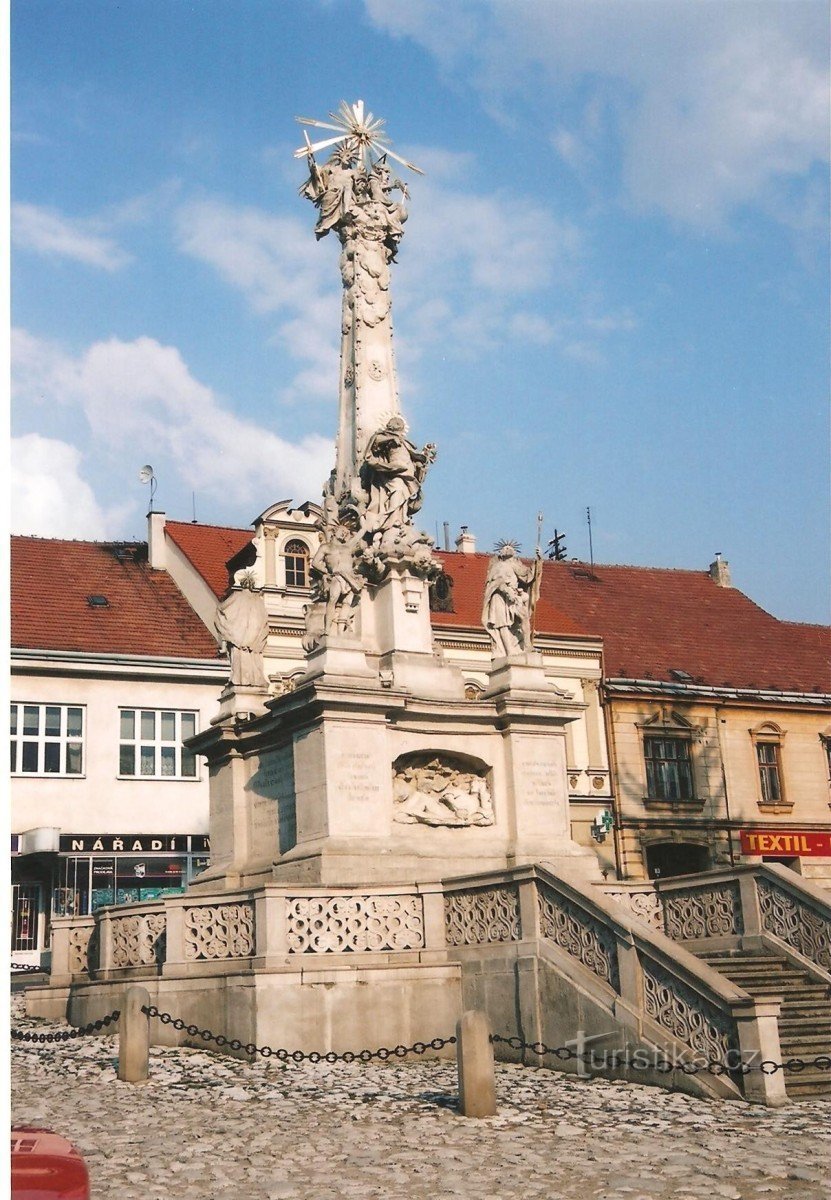 Hustopeče - colonne de la peste