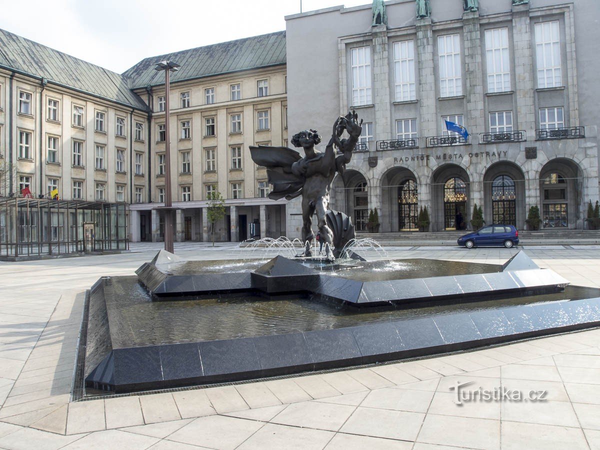 Icarus with a fountain