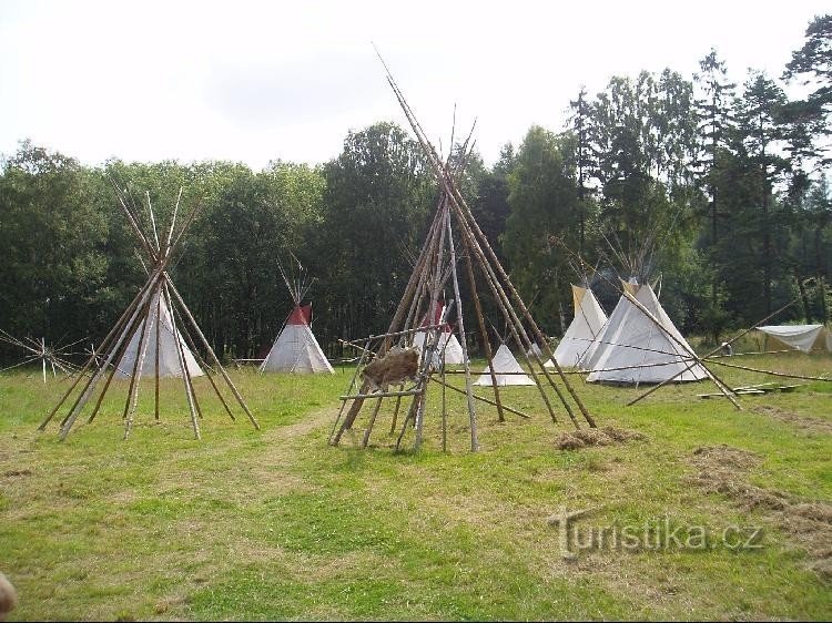 Indian settlement near the village of Růžová