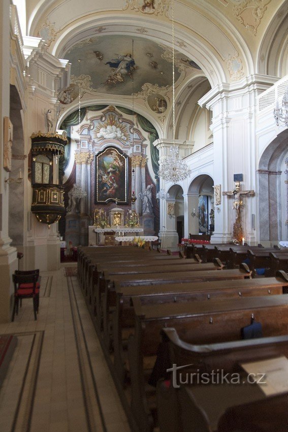 kerk interieur