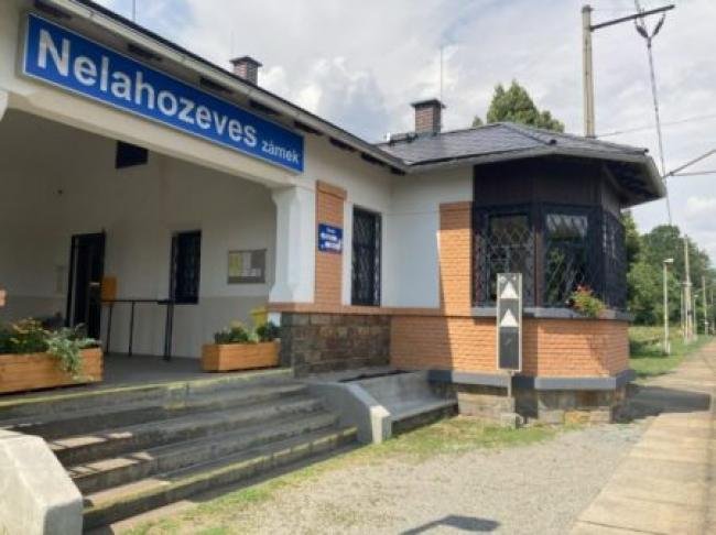 Information center Nelahozeves