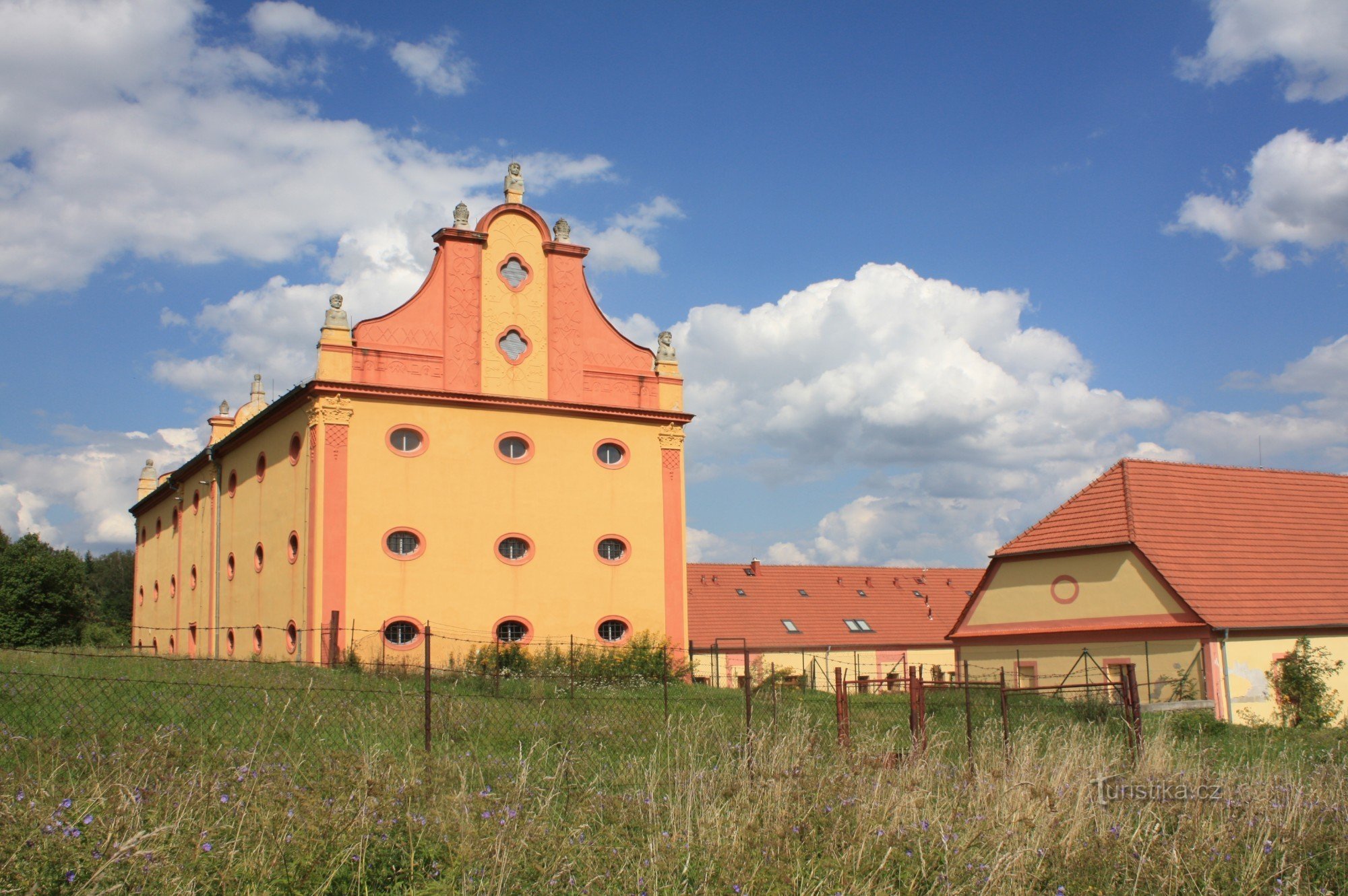 Information, advisory and educational center Loucko