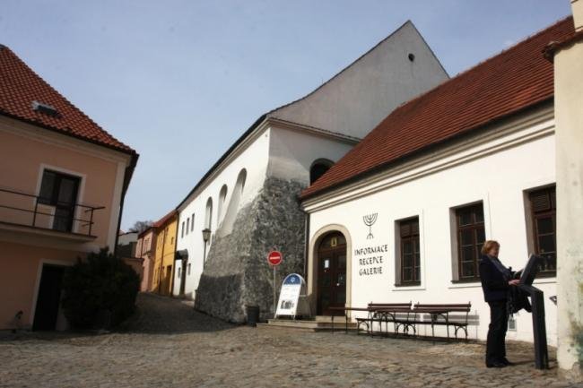 Tourist Information Center Back Synagogue