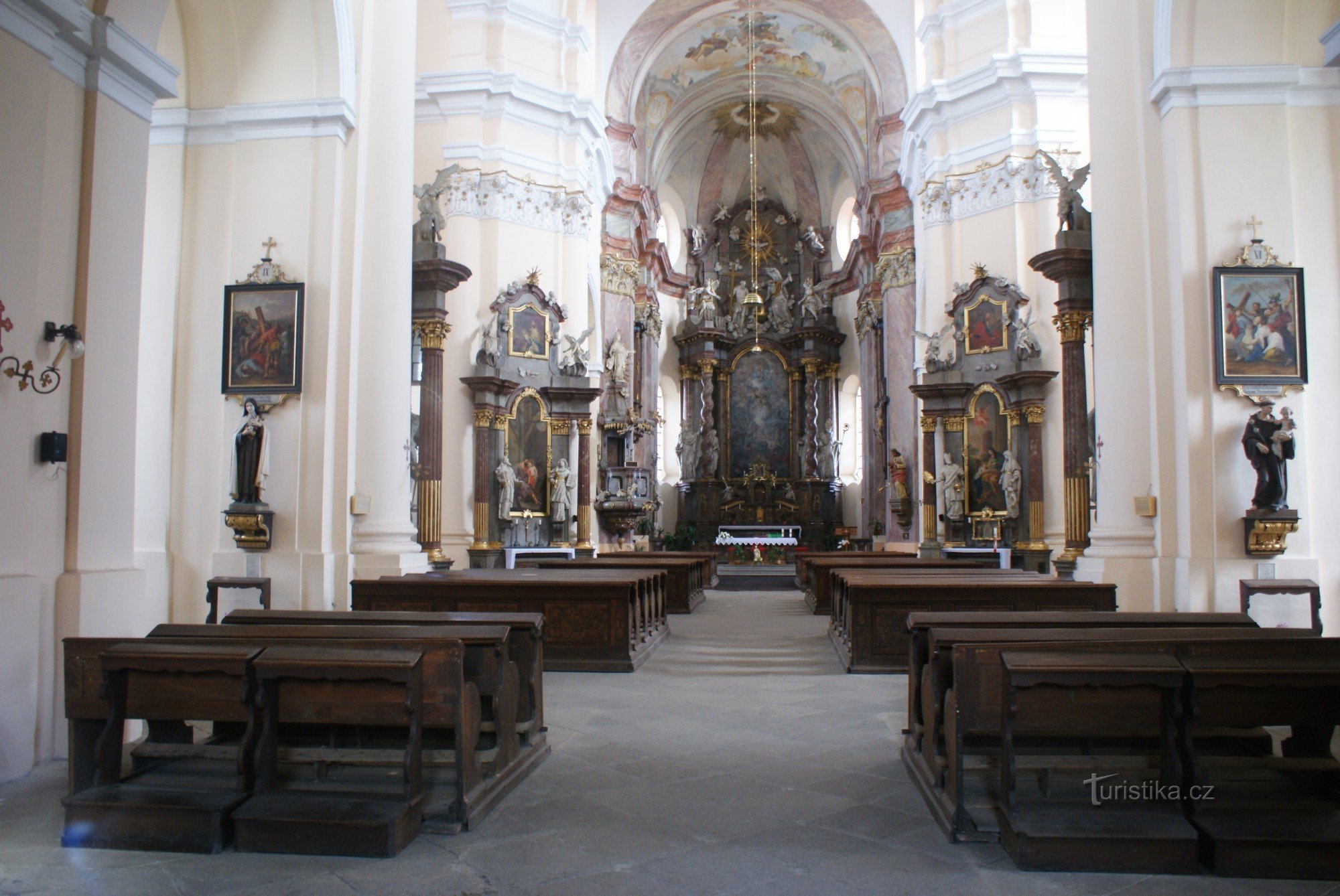 intérieur du temple