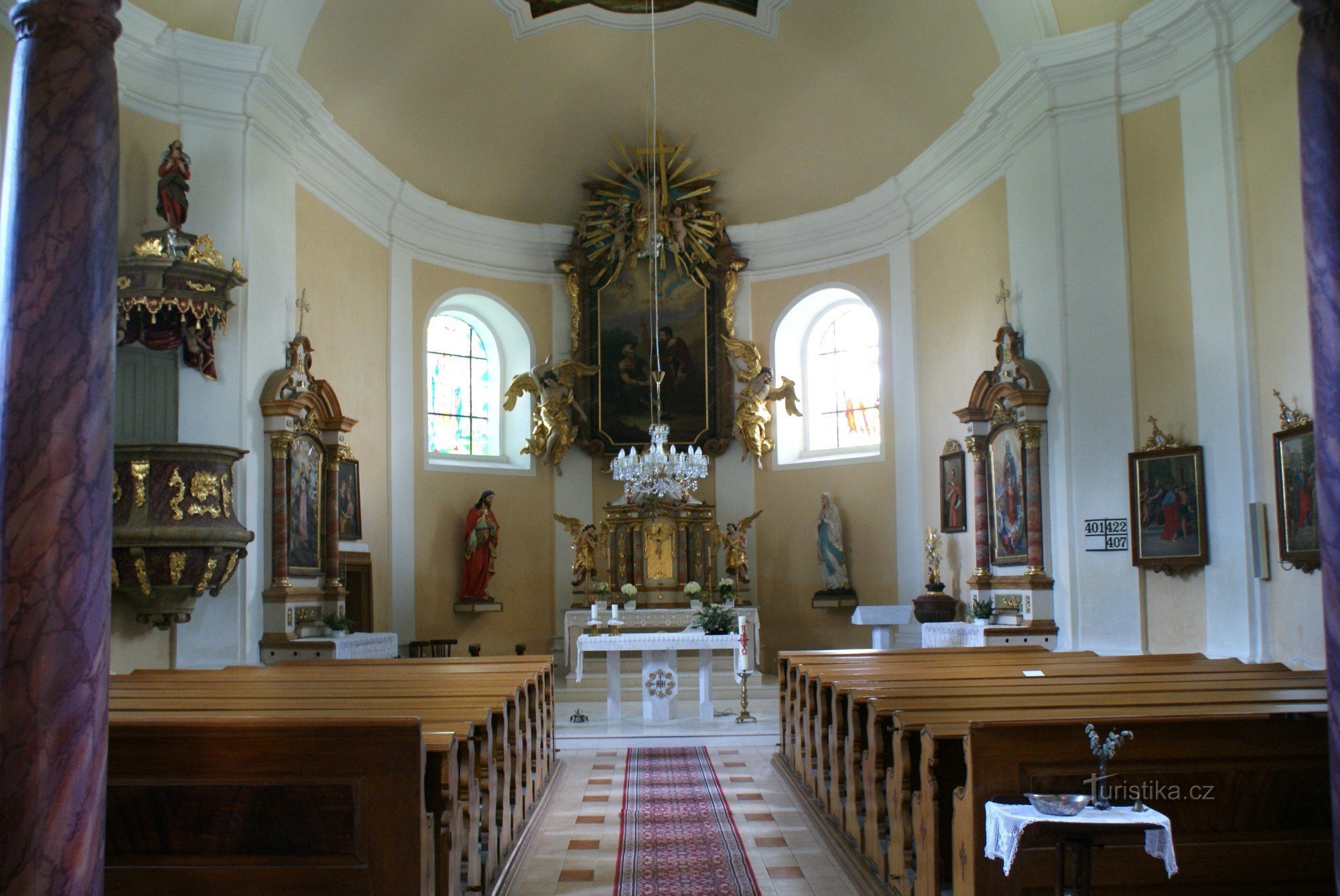 intérieur de l'église