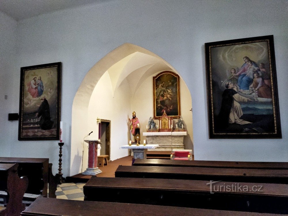 interior da igreja