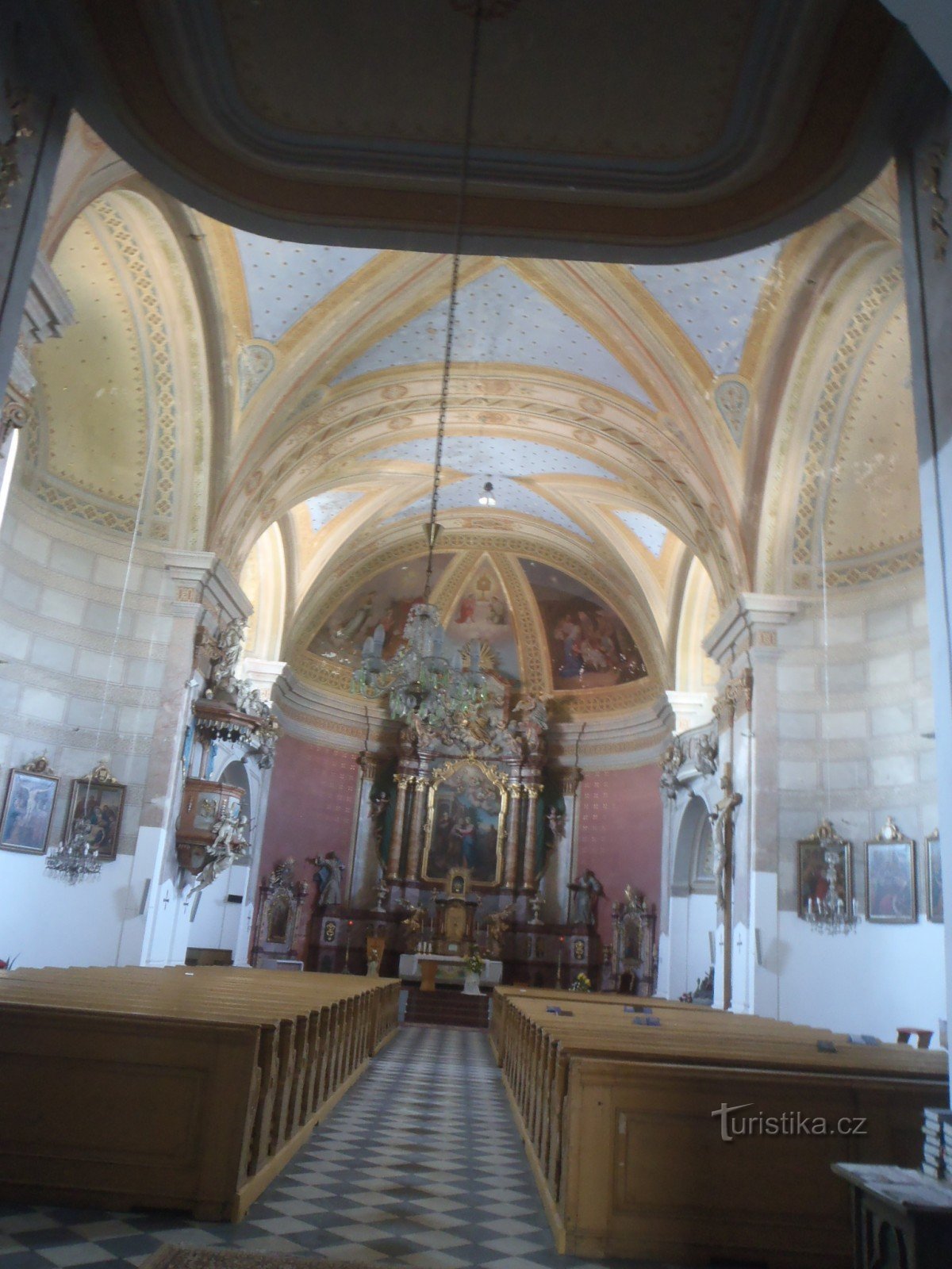 Interior da igreja