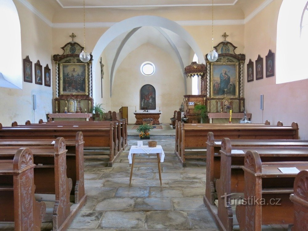 kyrkans interiör