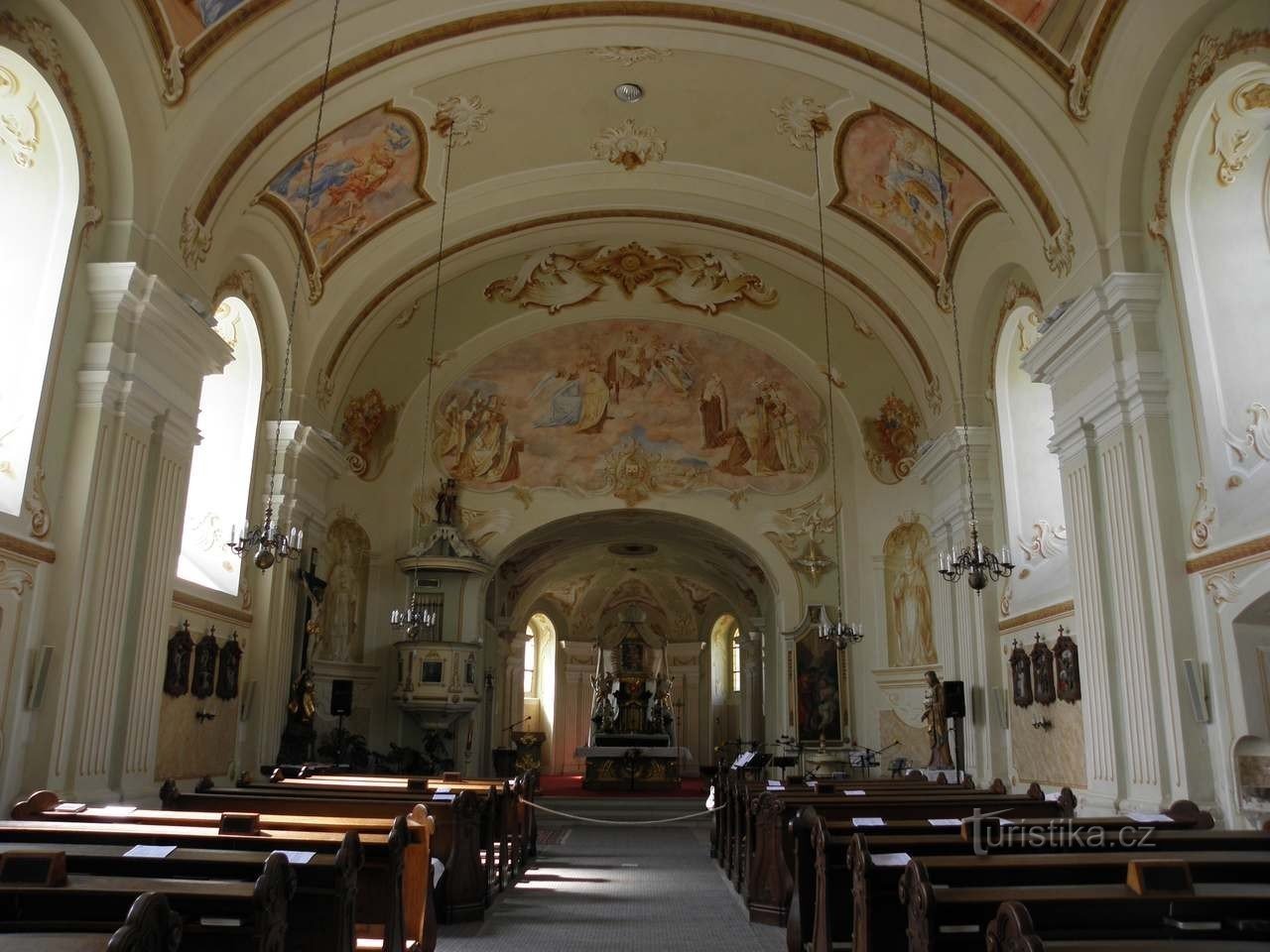 Intérieur de l'église Notre-Dame du Mont Carmel - 31.7.2010