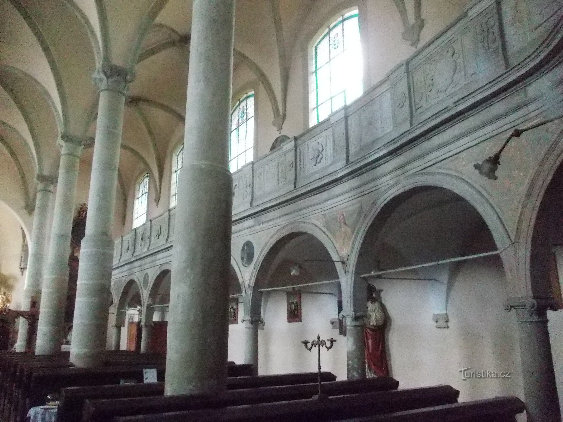 interior da igreja