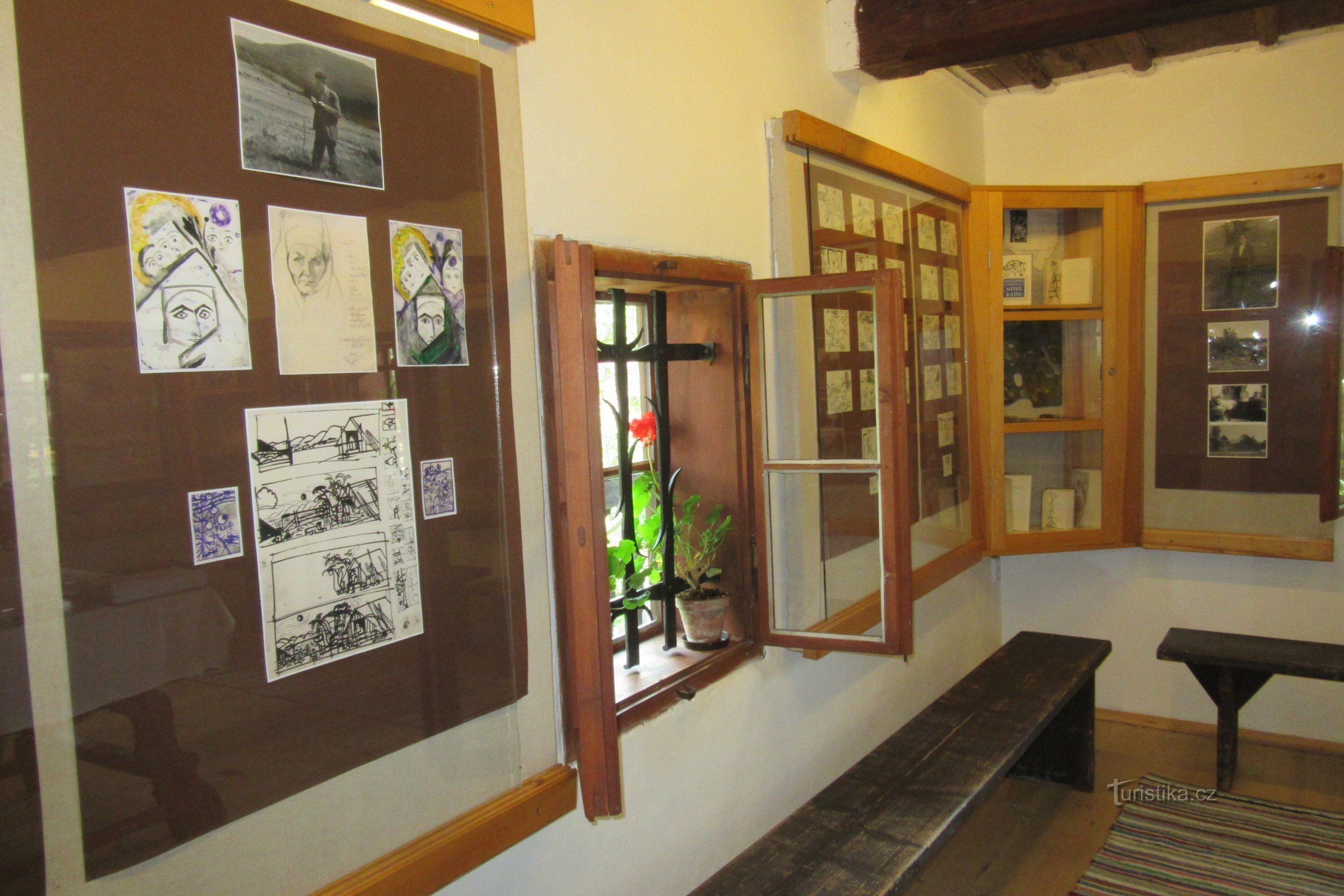 Het interieur van het Antonín Strnadl-monument