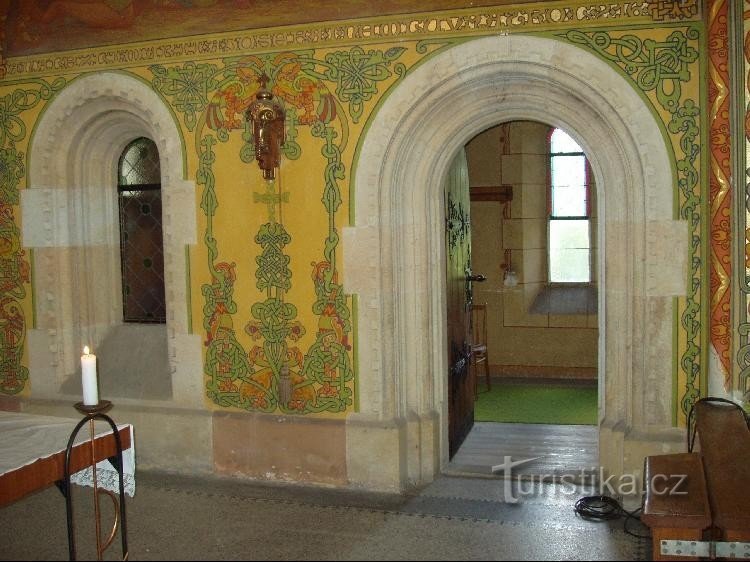 Sakristiets indre: Malet interiør af kirken i Grunta
