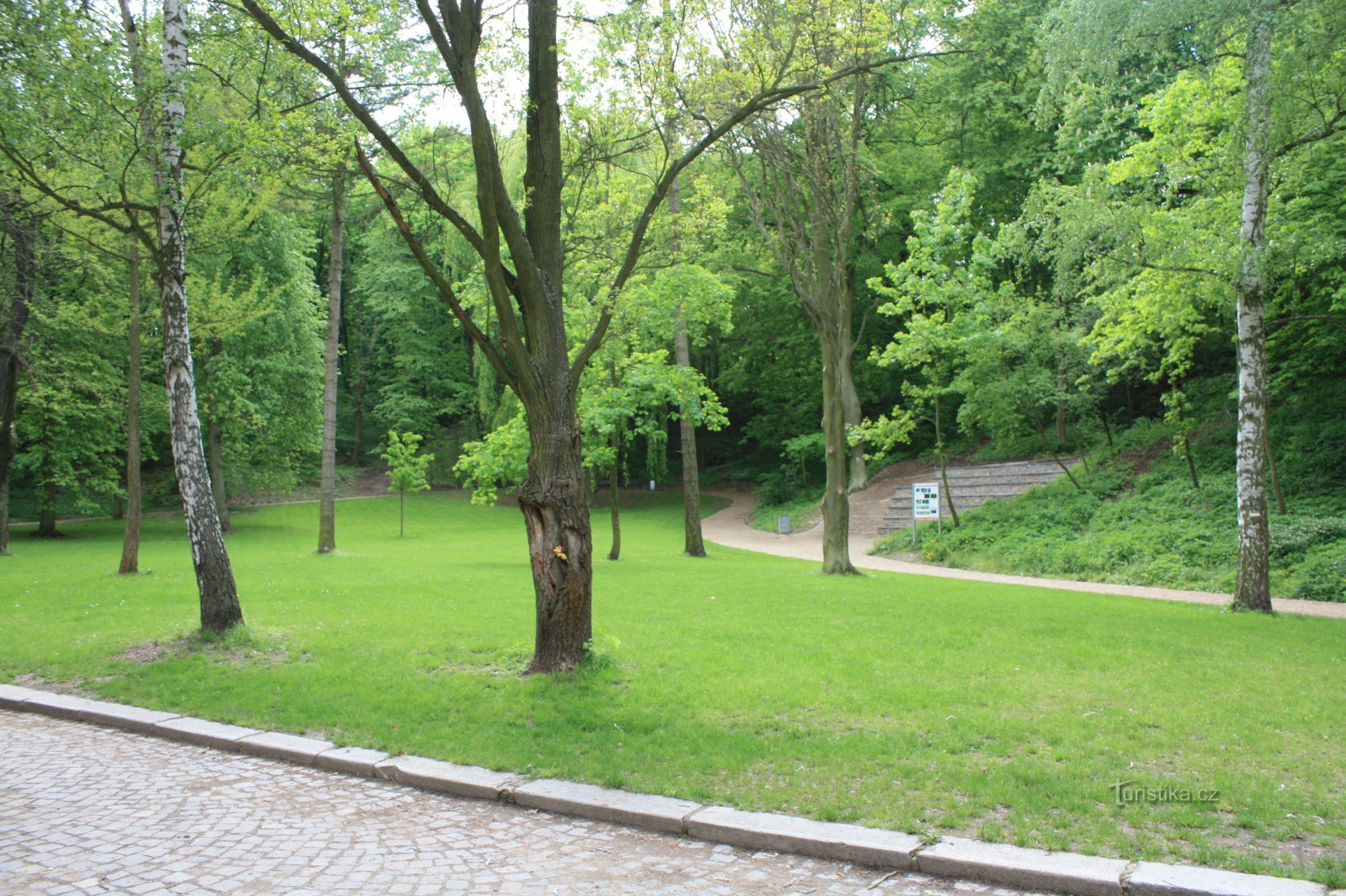 Иванчице - Городской парк Рена