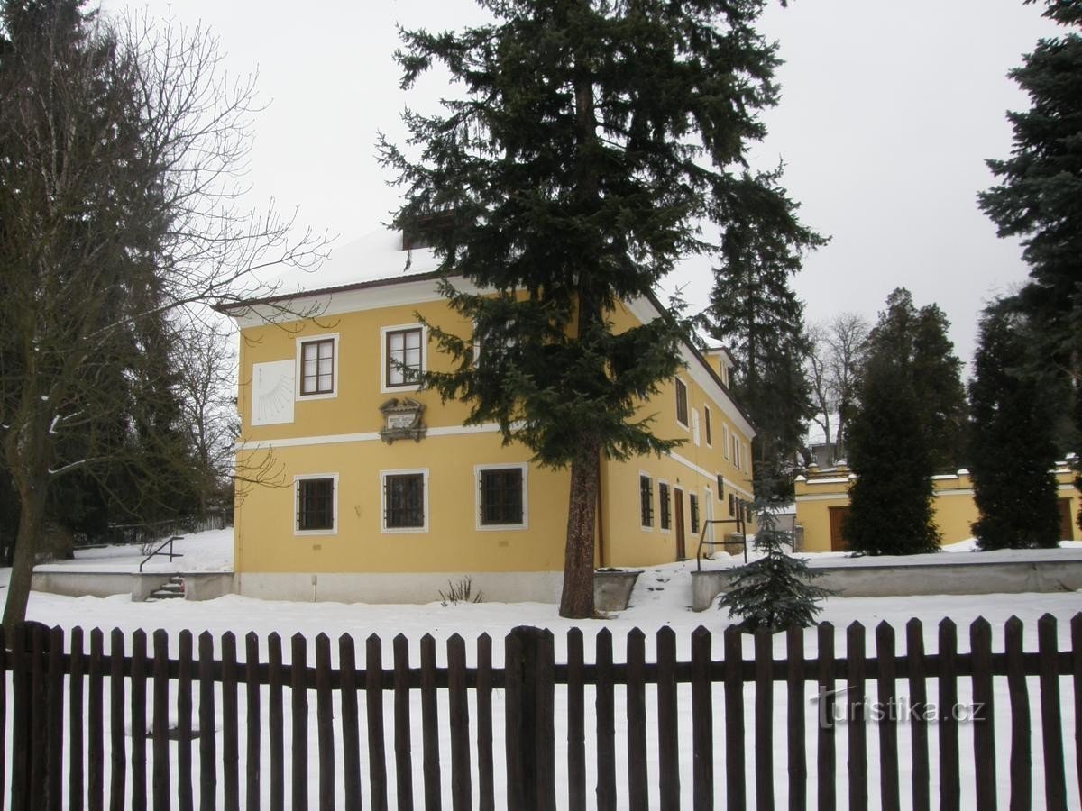 Jabkenice nudijo mir in tišino pozimi in poleti