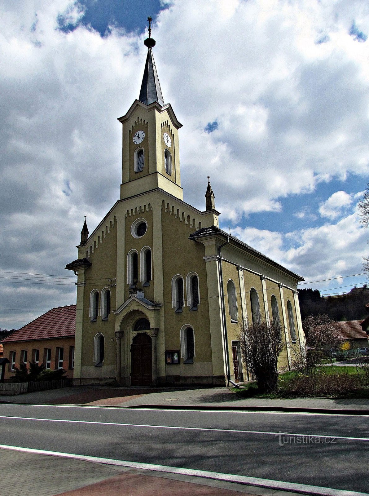 Jablůnka - evangelička crkva