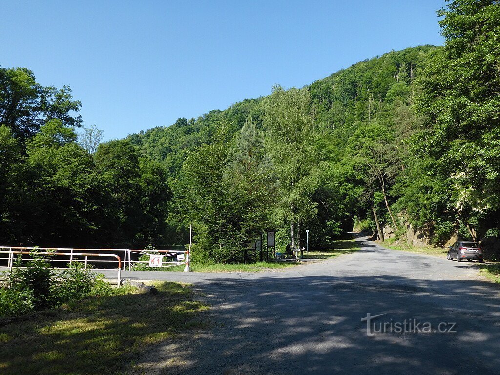 Kako sem prehodil naš najstarejši daljinski pohod - drugi del, odsek od Hradec nad Morav