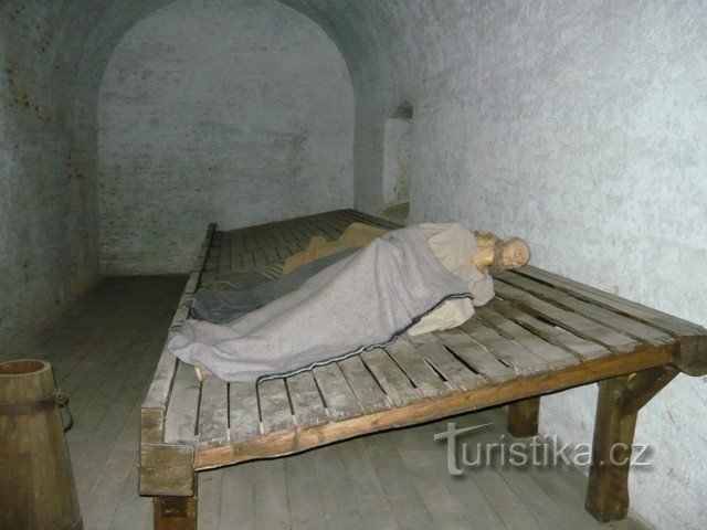 Làm thế nào các tù nhân ngủ