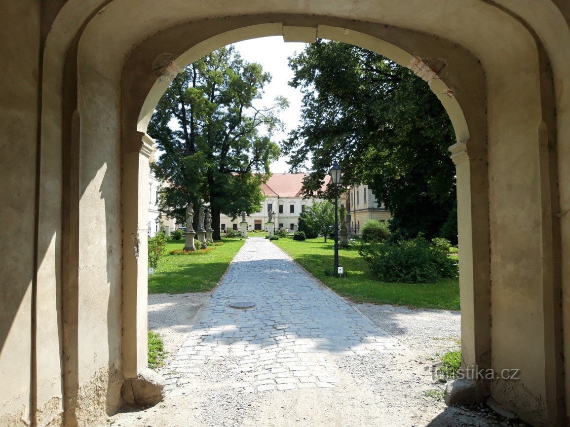 Jan Nepomucký in Rajhrad