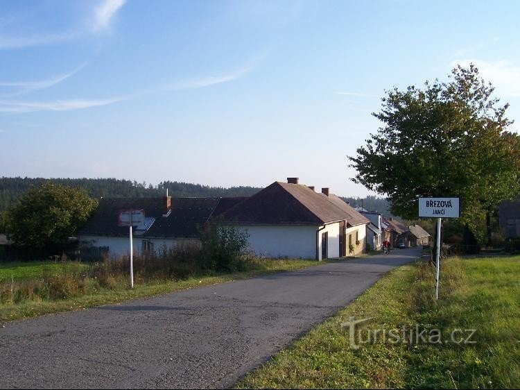 Jančí: Entrance to the village
